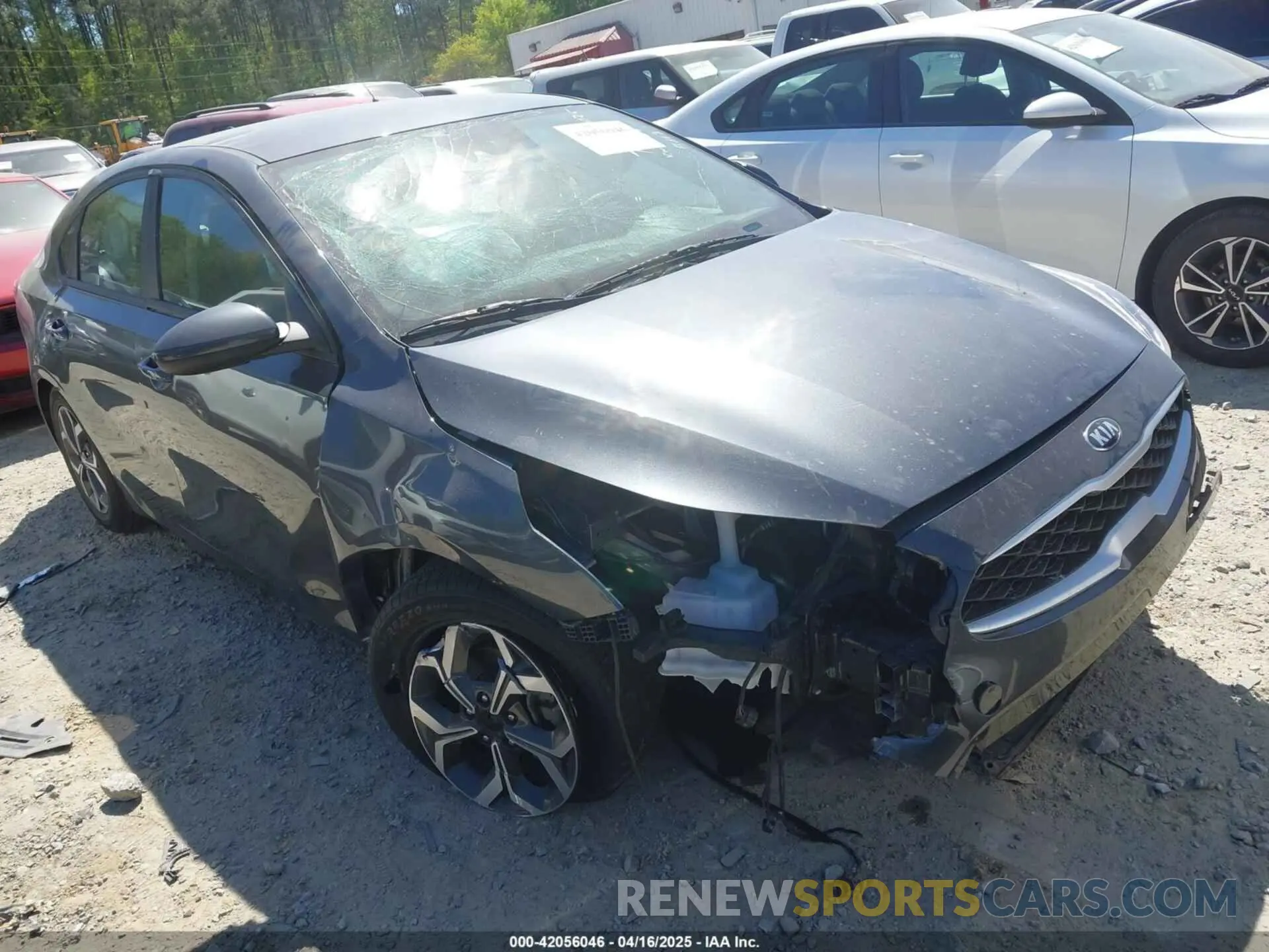 1 Photograph of a damaged car 3KPF24AD6LE167567 KIA FORTE 2020