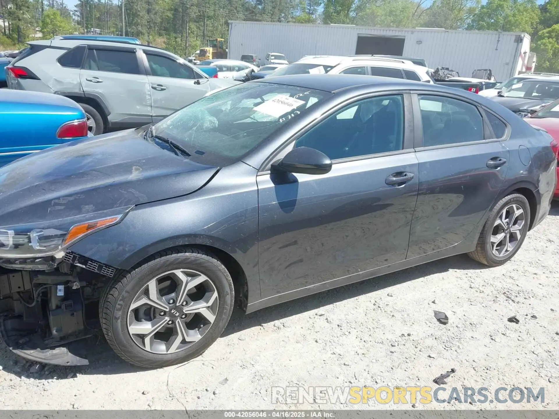 14 Photograph of a damaged car 3KPF24AD6LE167567 KIA FORTE 2020