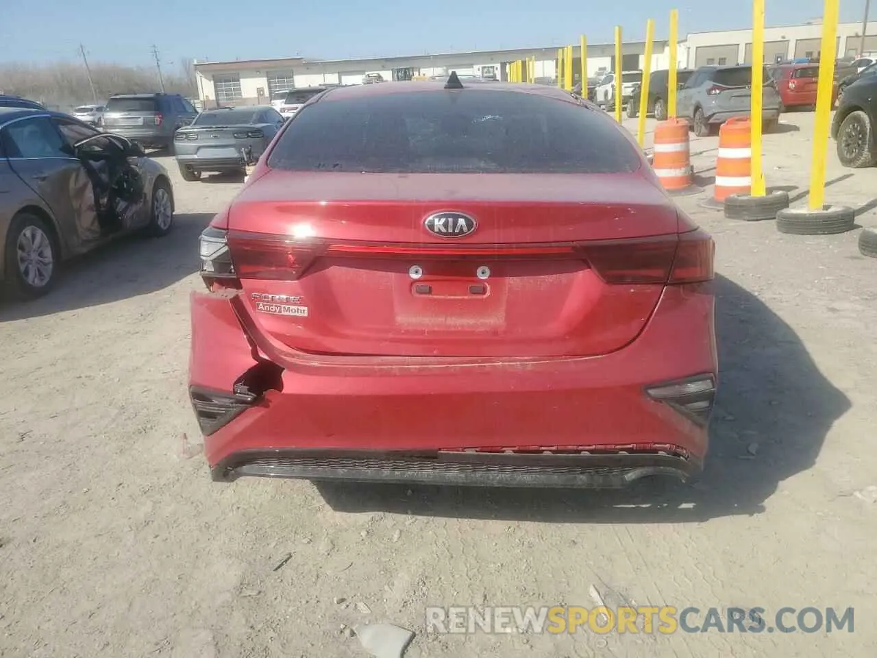 6 Photograph of a damaged car 3KPF24AD6LE168699 KIA FORTE 2020