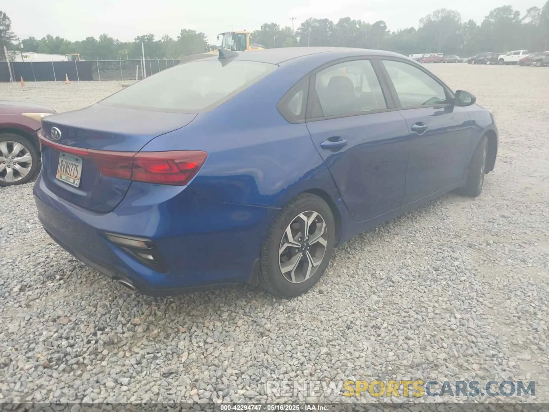 4 Photograph of a damaged car 3KPF24AD6LE170744 KIA FORTE 2020