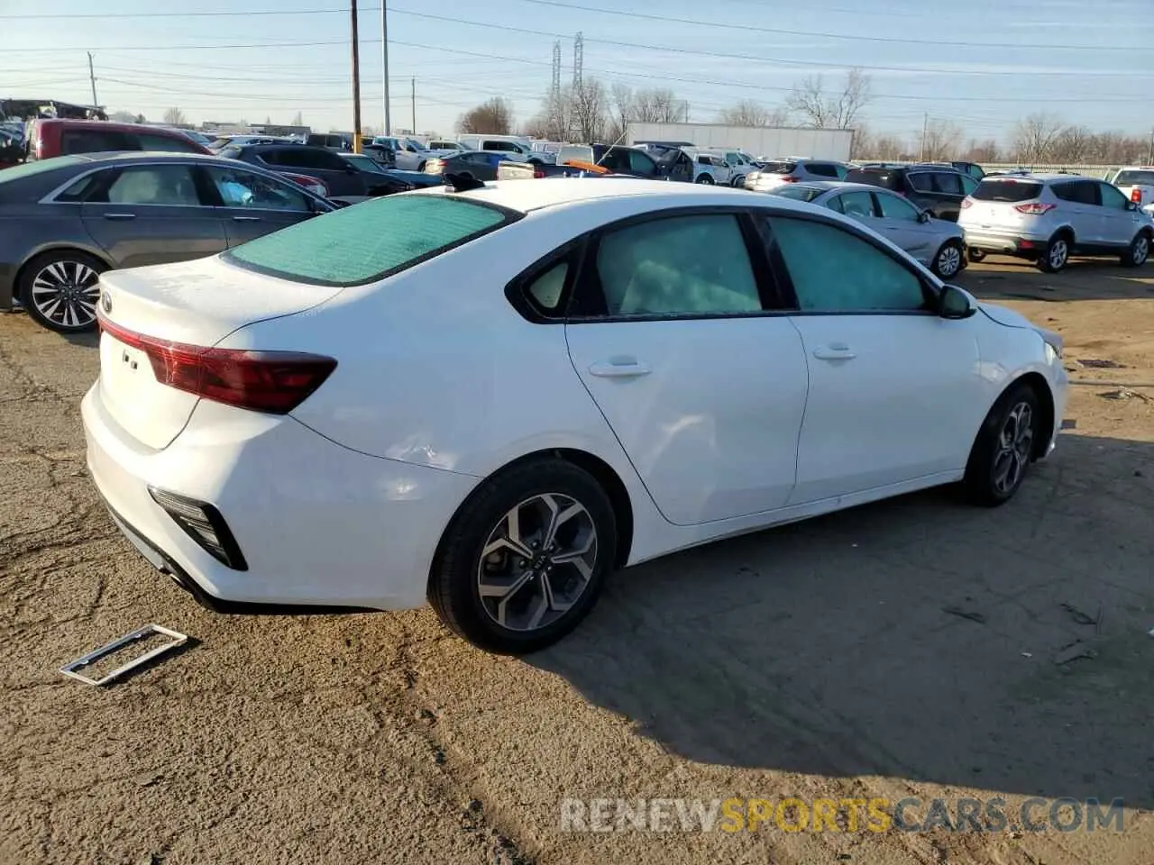 3 Photograph of a damaged car 3KPF24AD6LE186569 KIA FORTE 2020