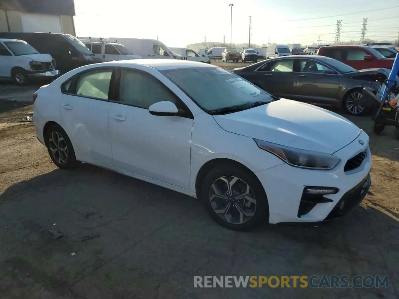 4 Photograph of a damaged car 3KPF24AD6LE186569 KIA FORTE 2020