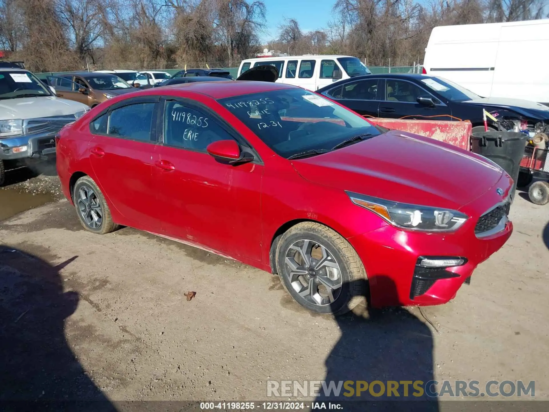 1 Photograph of a damaged car 3KPF24AD6LE195577 KIA FORTE 2020