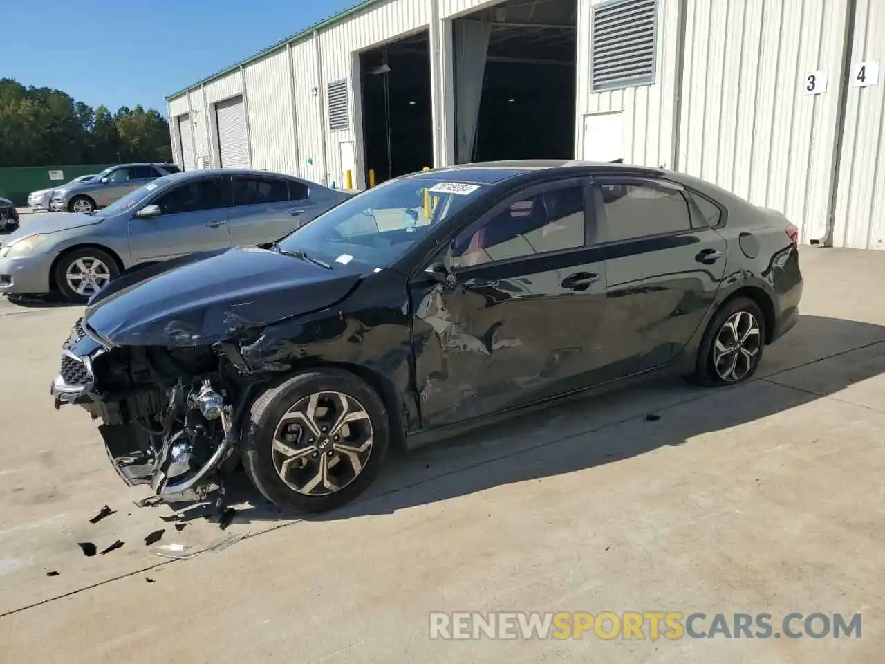 1 Photograph of a damaged car 3KPF24AD6LE202916 KIA FORTE 2020