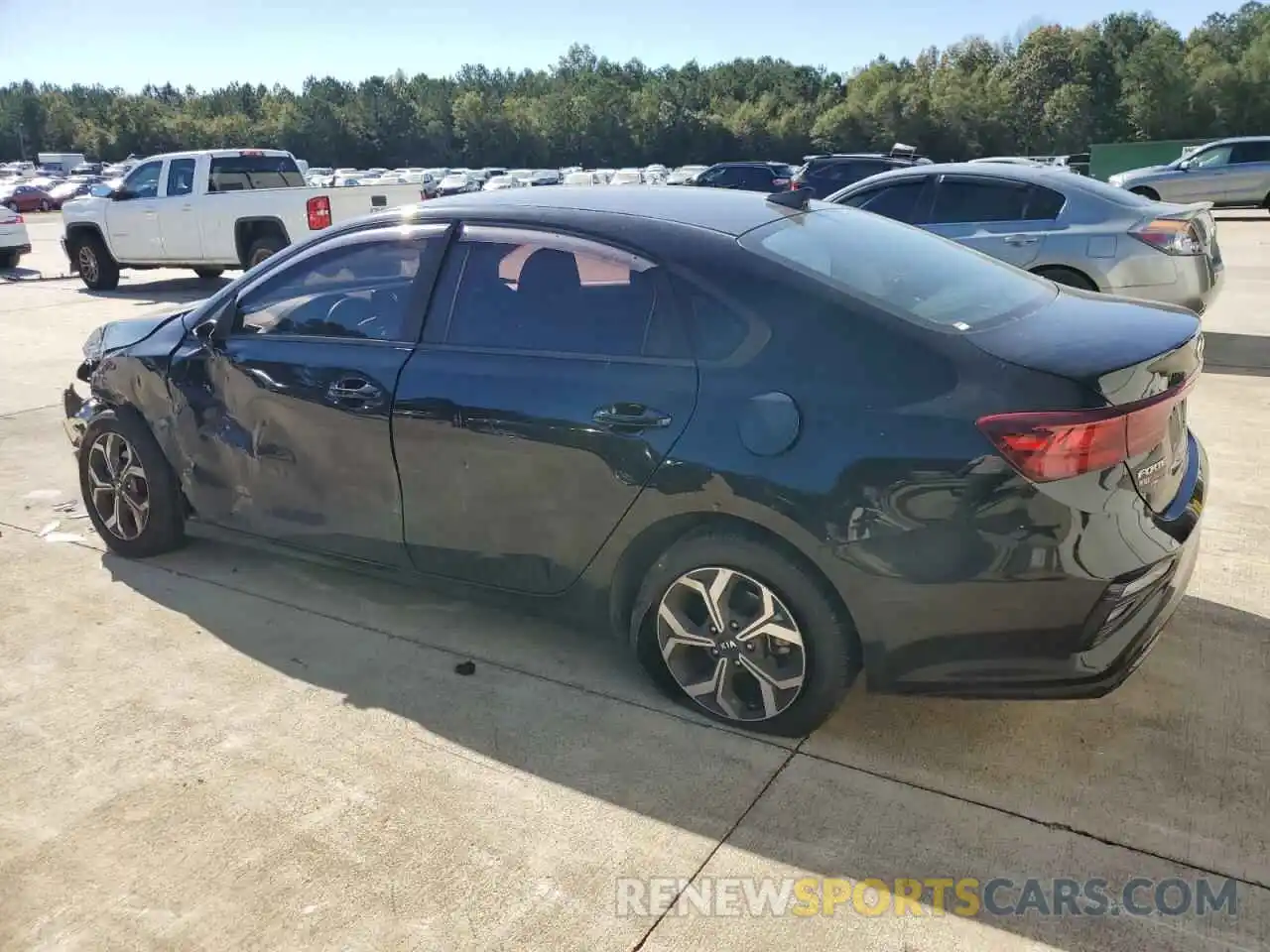 2 Photograph of a damaged car 3KPF24AD6LE202916 KIA FORTE 2020