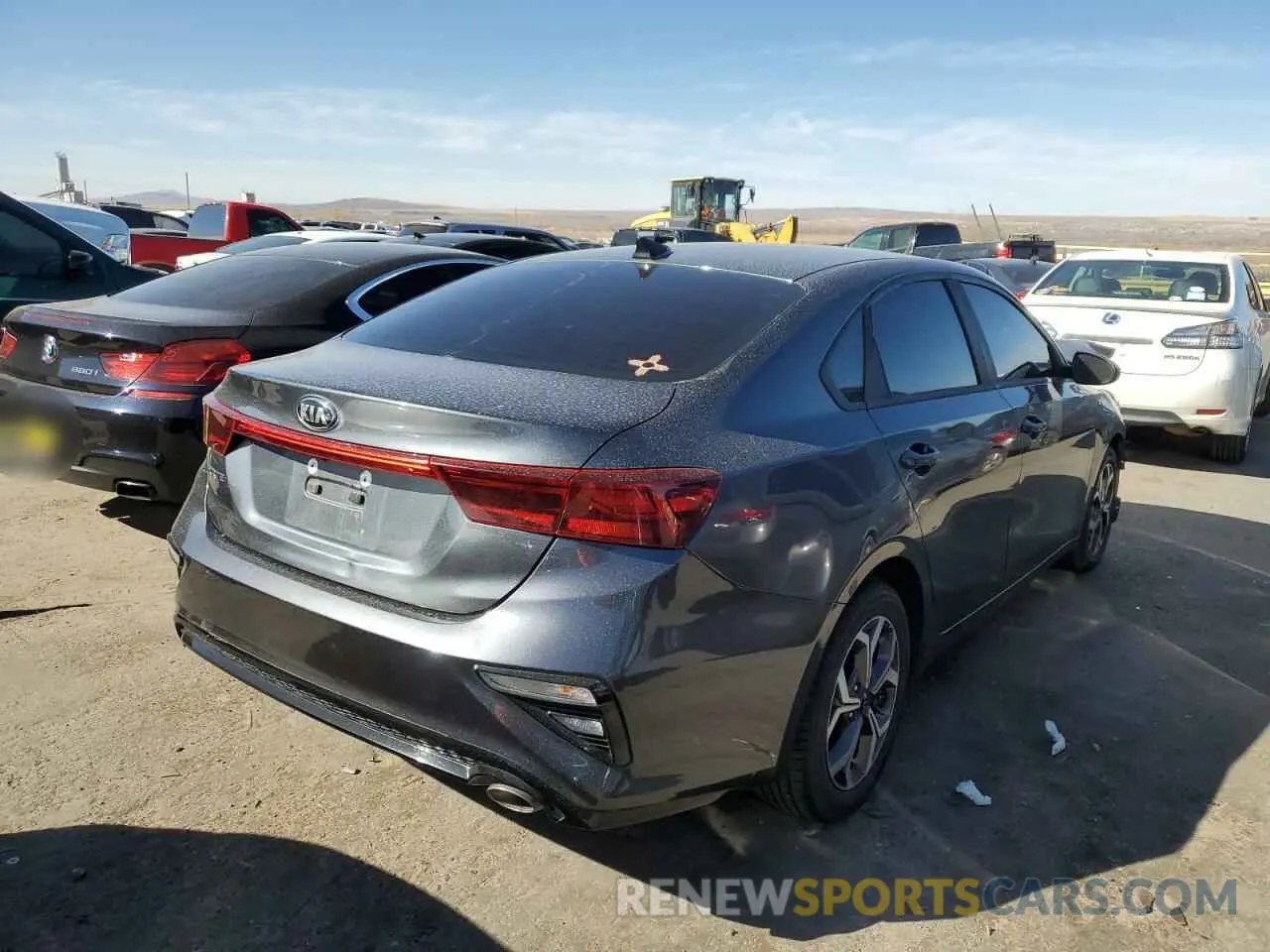 3 Photograph of a damaged car 3KPF24AD6LE208196 KIA FORTE 2020