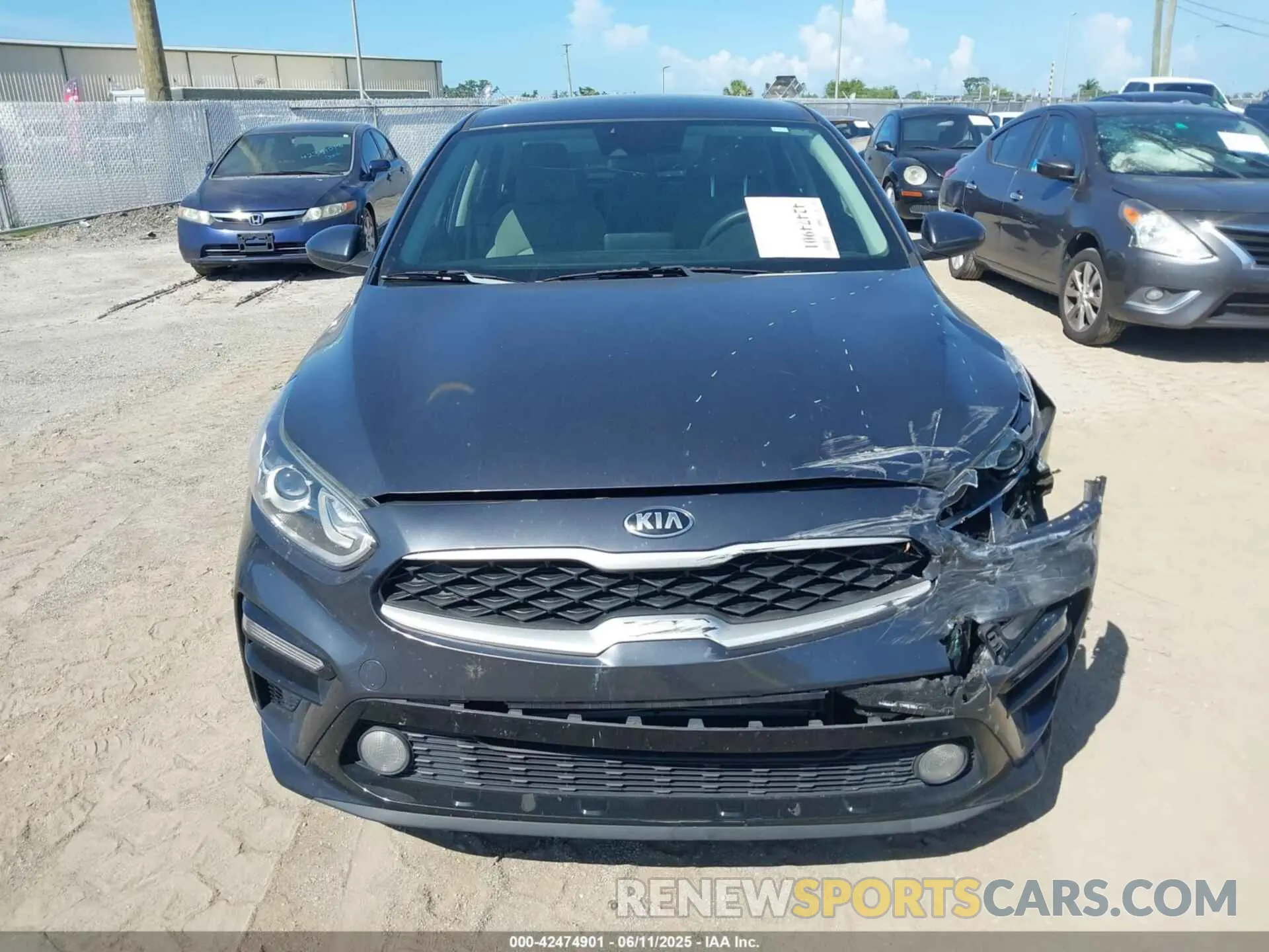 12 Photograph of a damaged car 3KPF24AD6LE210790 KIA FORTE 2020
