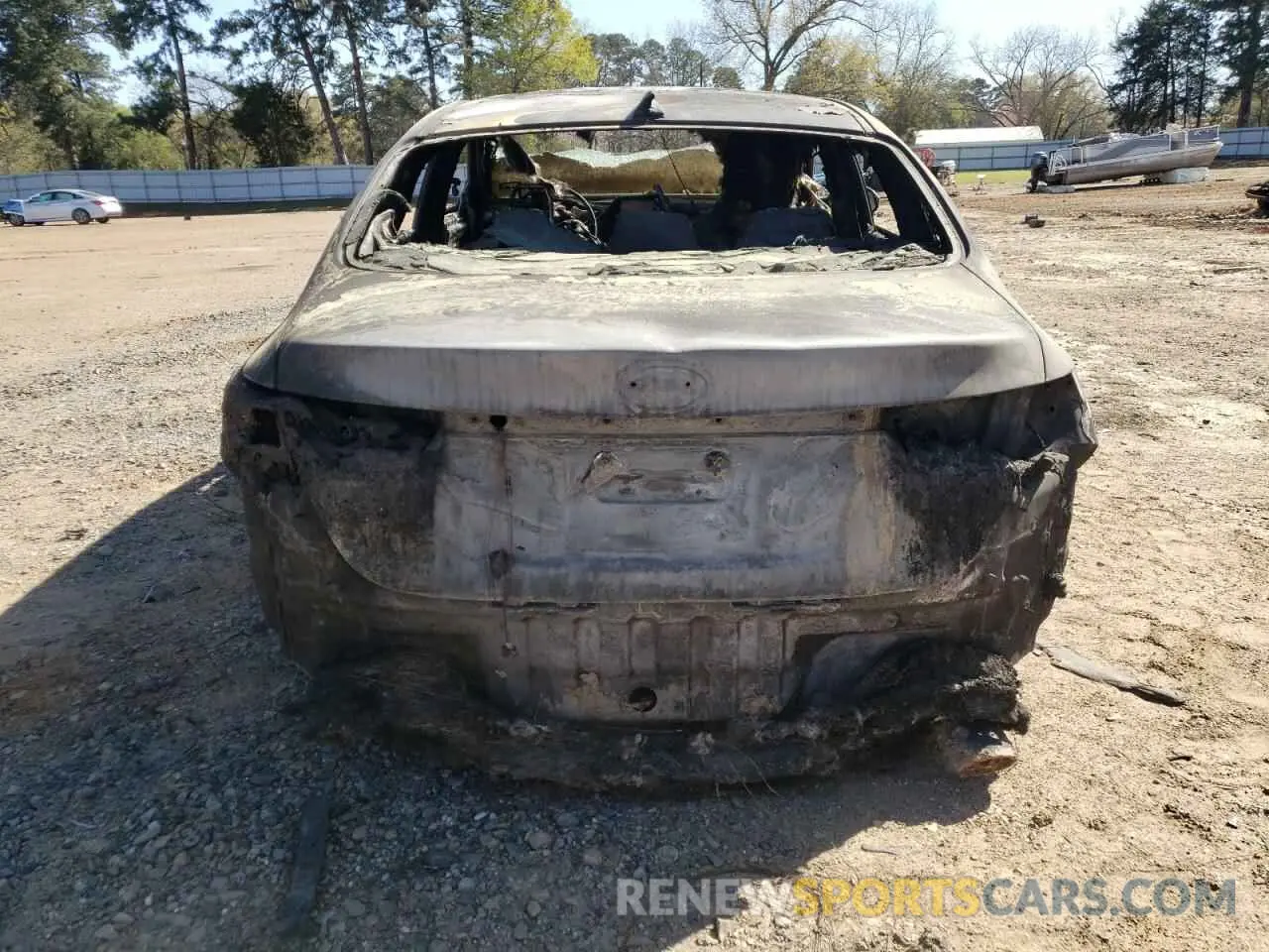6 Photograph of a damaged car 3KPF24AD6LE237584 KIA FORTE 2020