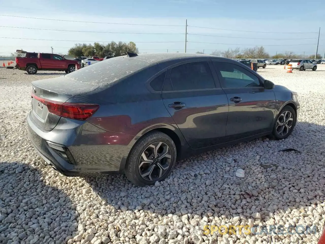 3 Photograph of a damaged car 3KPF24AD6LE239271 KIA FORTE 2020