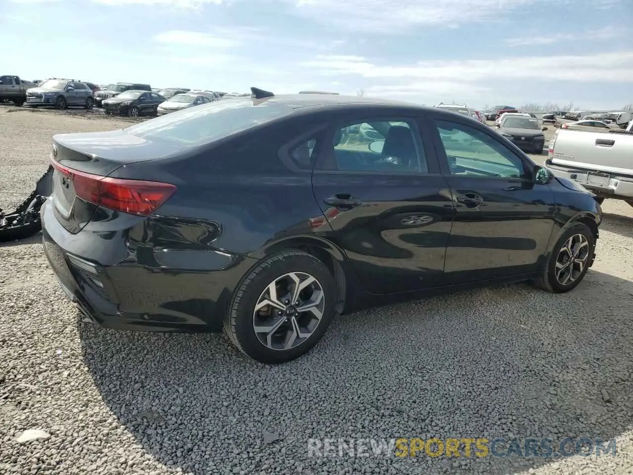 3 Photograph of a damaged car 3KPF24AD6LE255440 KIA FORTE 2020