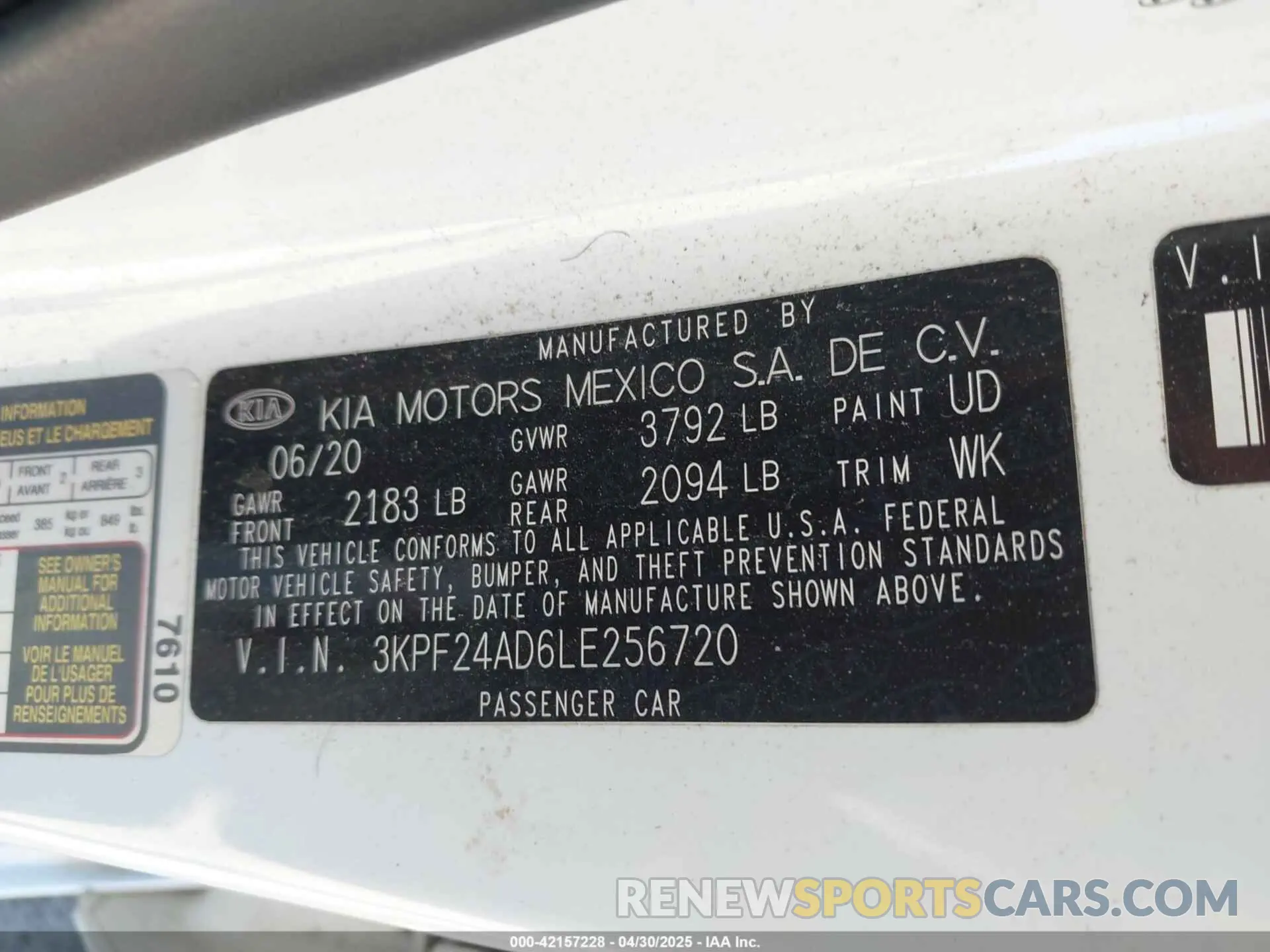 9 Photograph of a damaged car 3KPF24AD6LE256720 KIA FORTE 2020