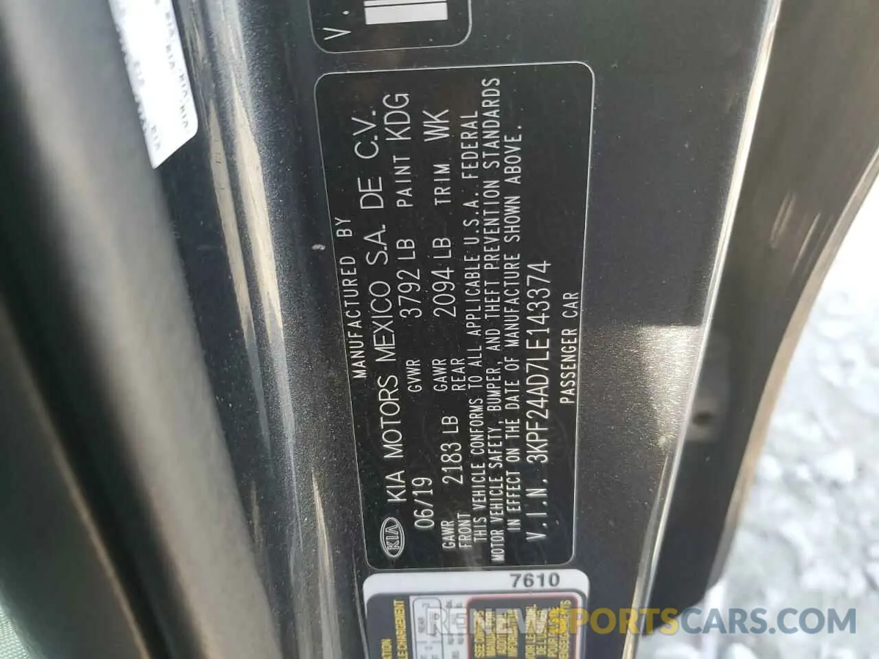 12 Photograph of a damaged car 3KPF24AD7LE143374 KIA FORTE 2020