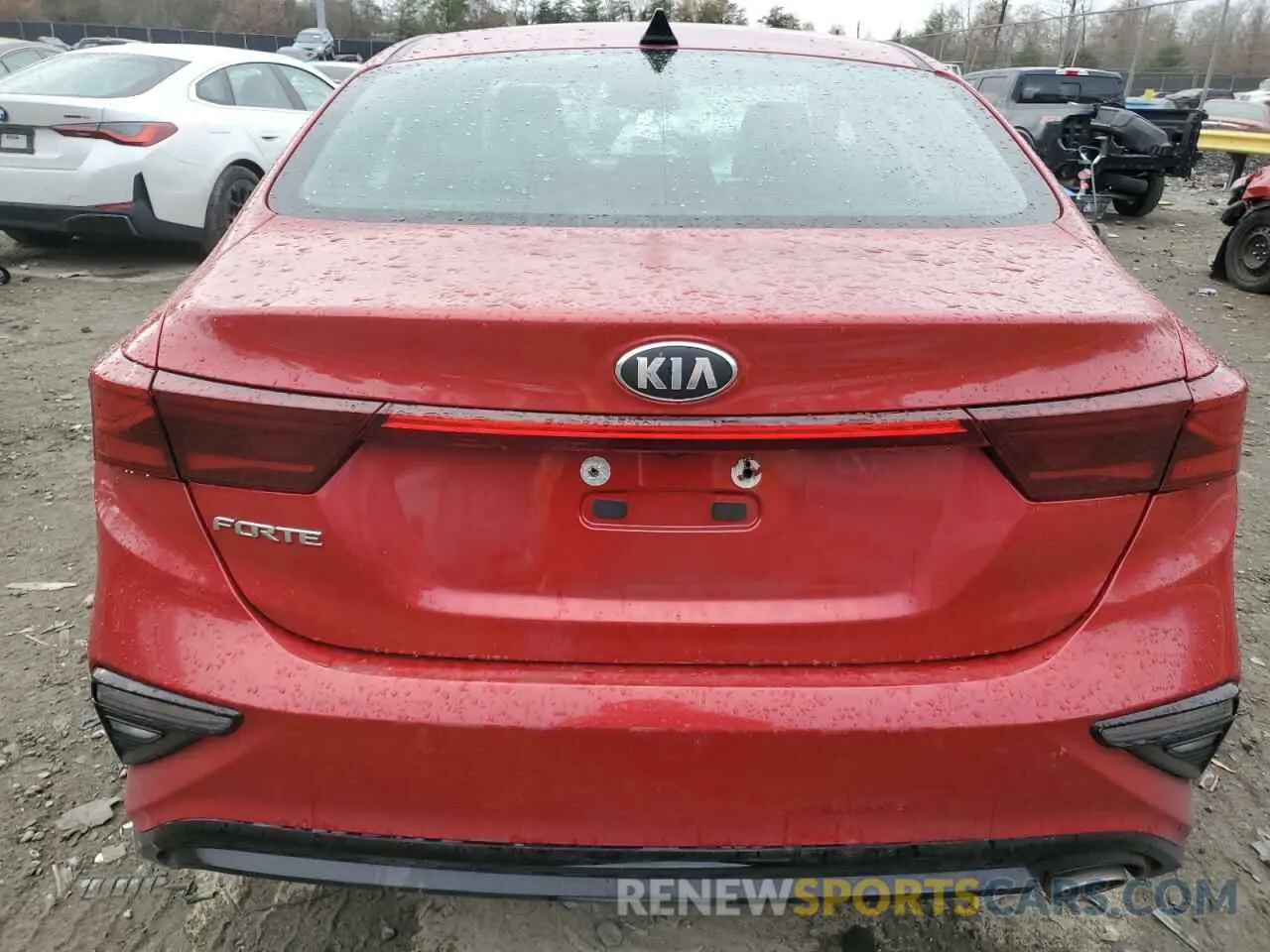 6 Photograph of a damaged car 3KPF24AD7LE150082 KIA FORTE 2020