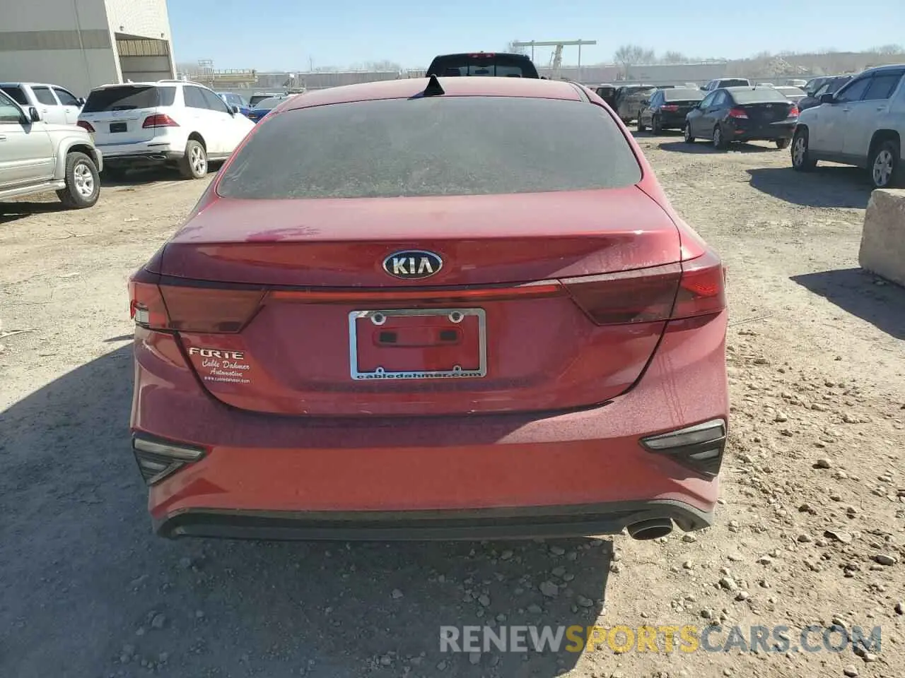 6 Photograph of a damaged car 3KPF24AD7LE154004 KIA FORTE 2020