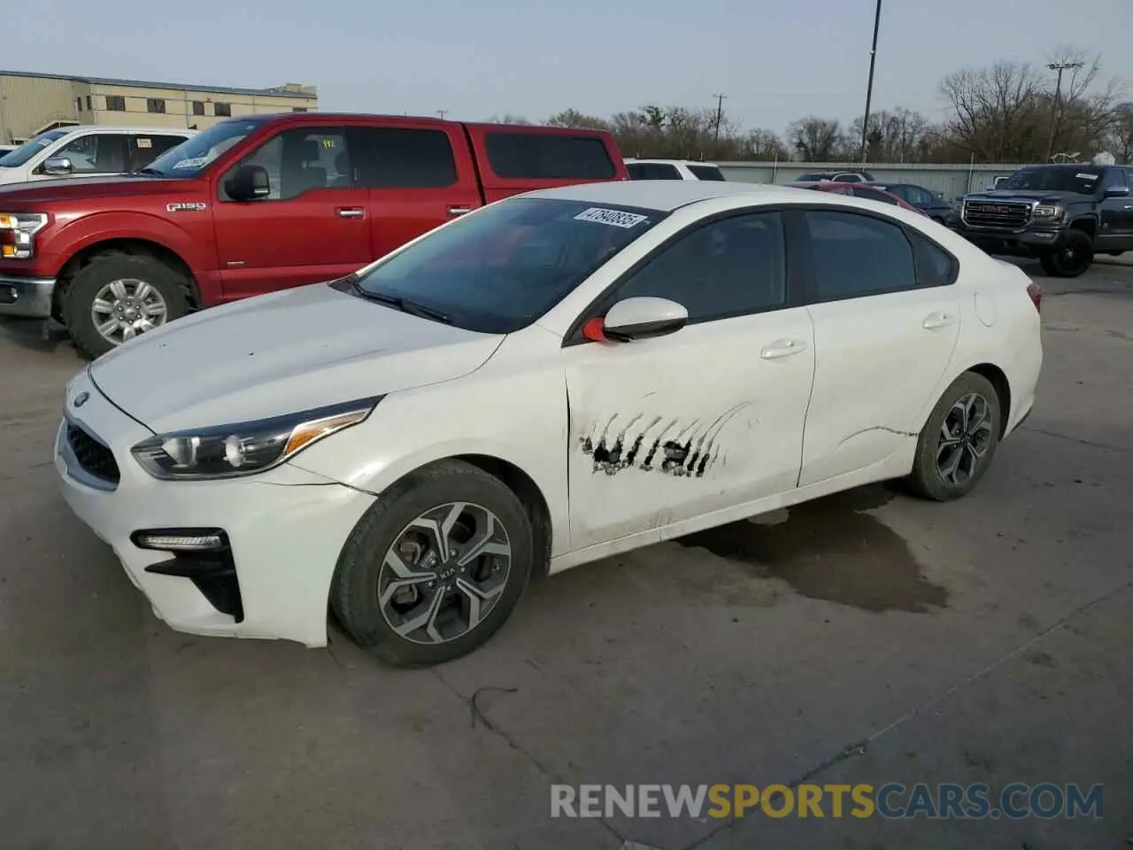 1 Photograph of a damaged car 3KPF24AD7LE174348 KIA FORTE 2020