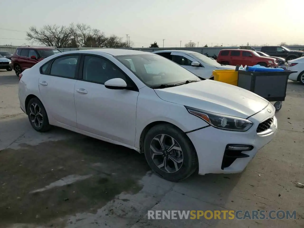 4 Photograph of a damaged car 3KPF24AD7LE174348 KIA FORTE 2020