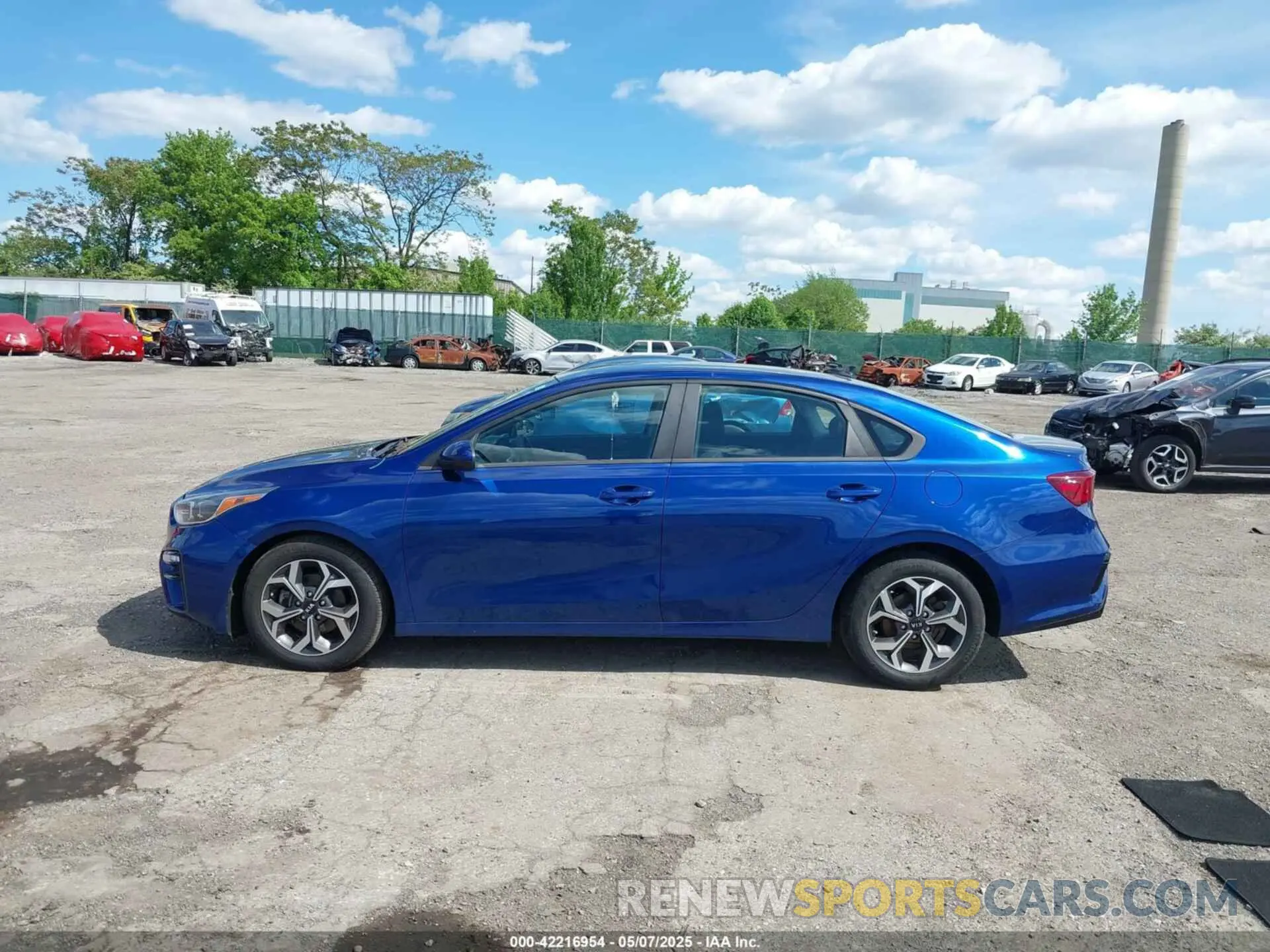 15 Photograph of a damaged car 3KPF24AD7LE187522 KIA FORTE 2020