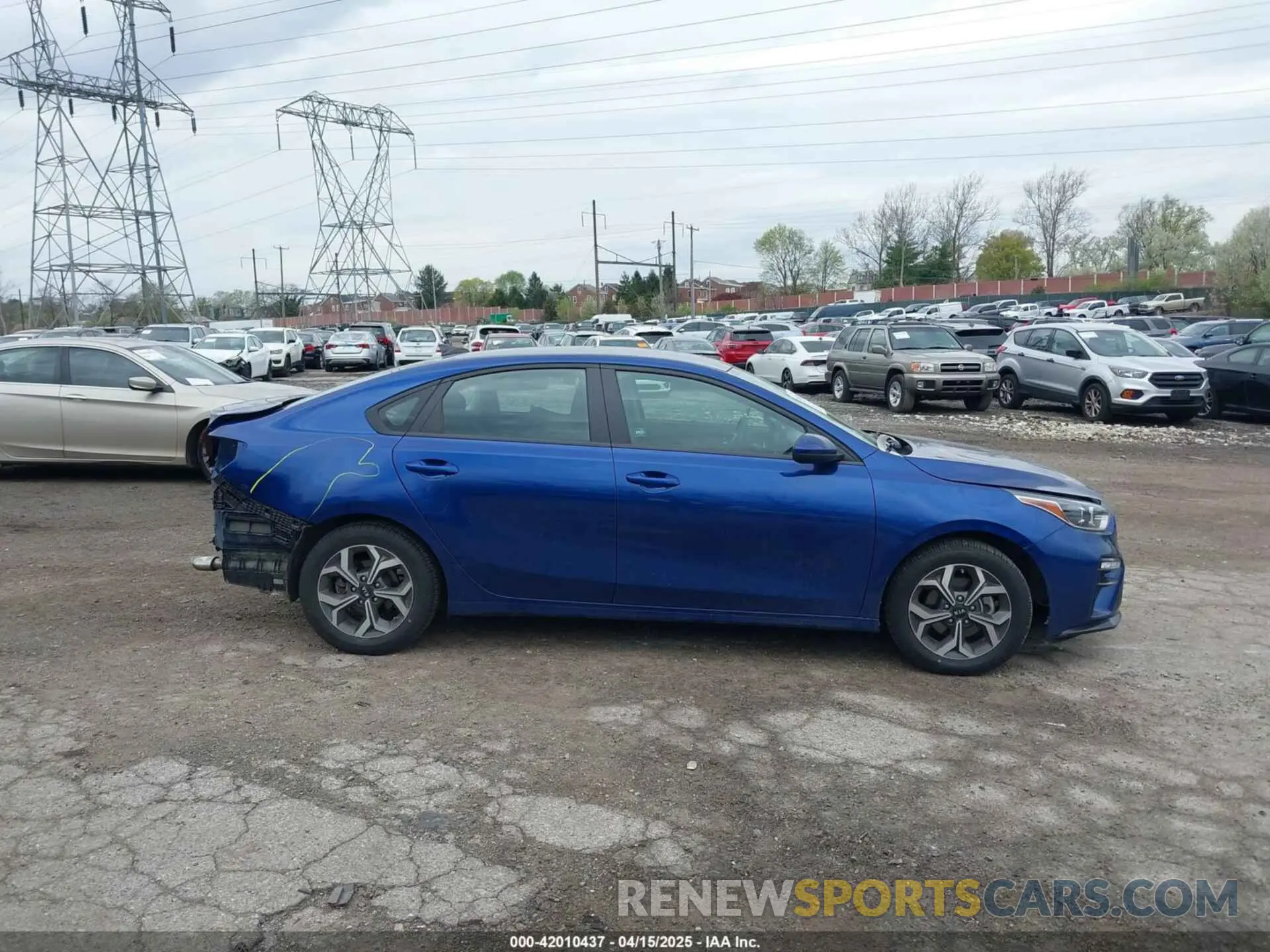 14 Photograph of a damaged car 3KPF24AD7LE194888 KIA FORTE 2020