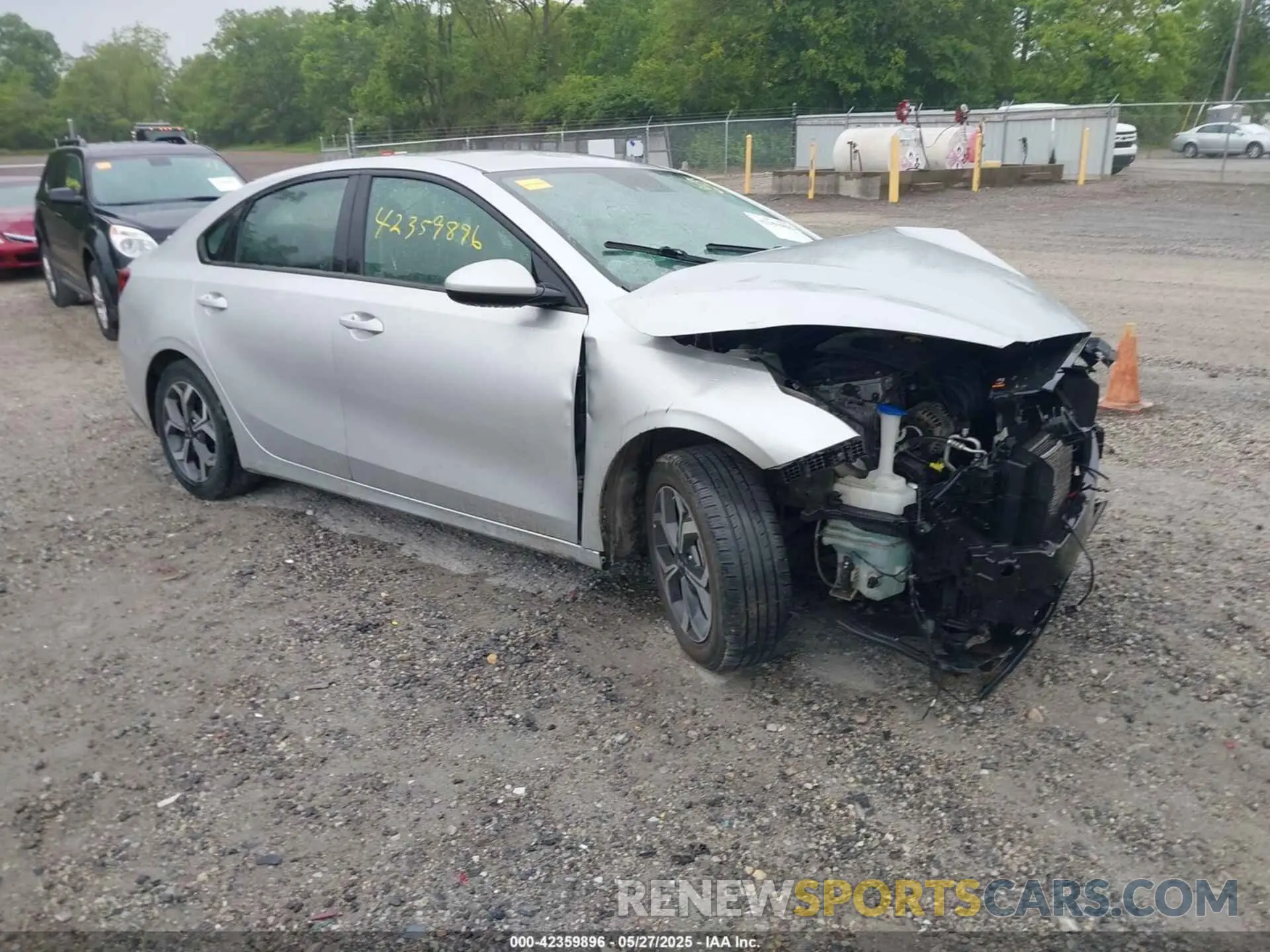 1 Photograph of a damaged car 3KPF24AD7LE198505 KIA FORTE 2020