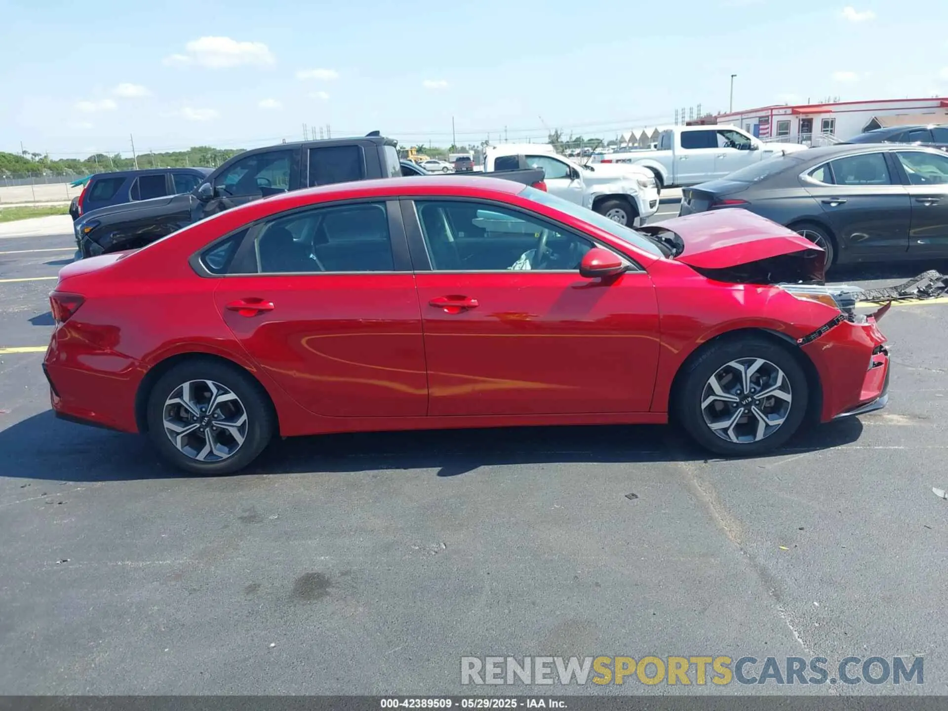 12 Photograph of a damaged car 3KPF24AD7LE203489 KIA FORTE 2020