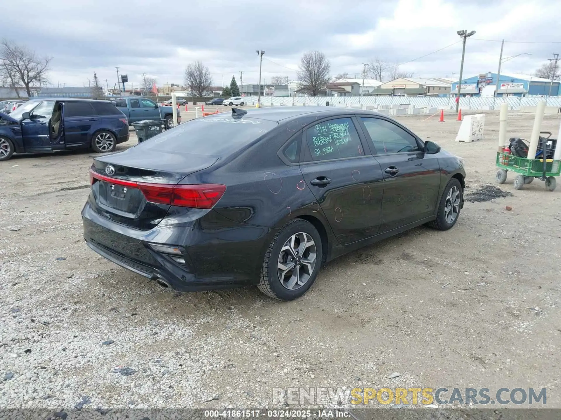 4 Photograph of a damaged car 3KPF24AD7LE205405 KIA FORTE 2020