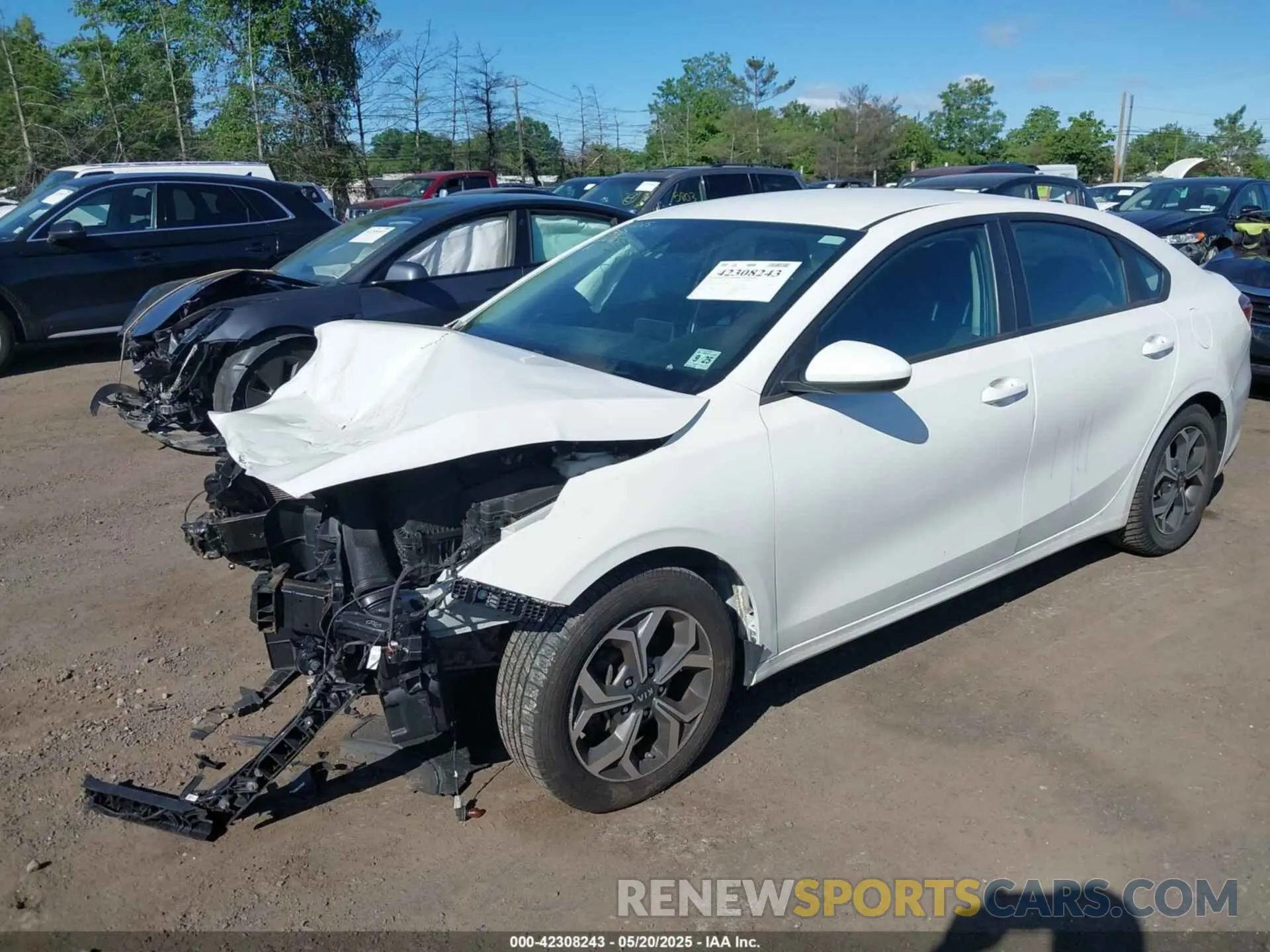 2 Photograph of a damaged car 3KPF24AD7LE226965 KIA FORTE 2020