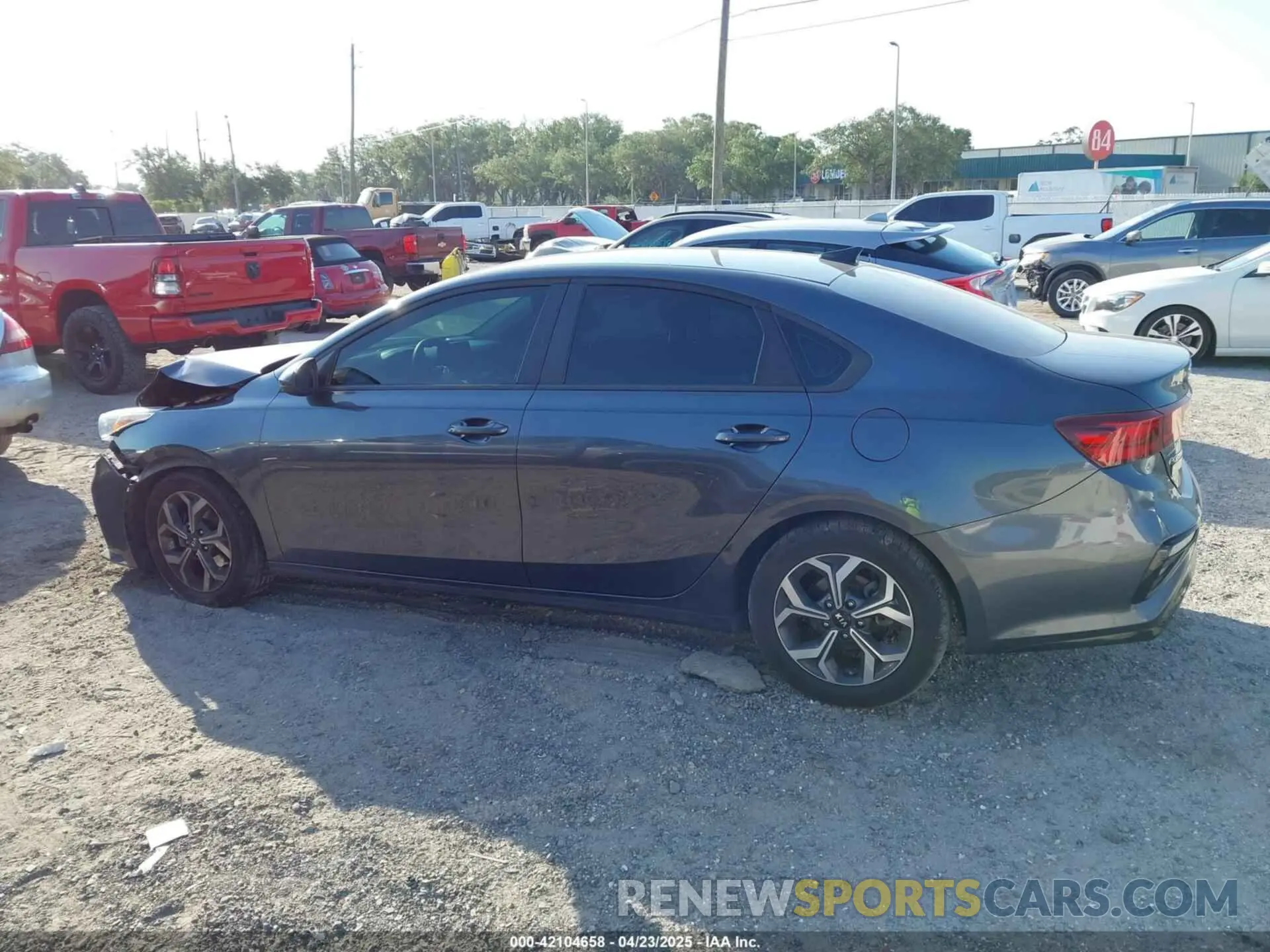 13 Photograph of a damaged car 3KPF24AD7LE228649 KIA FORTE 2020