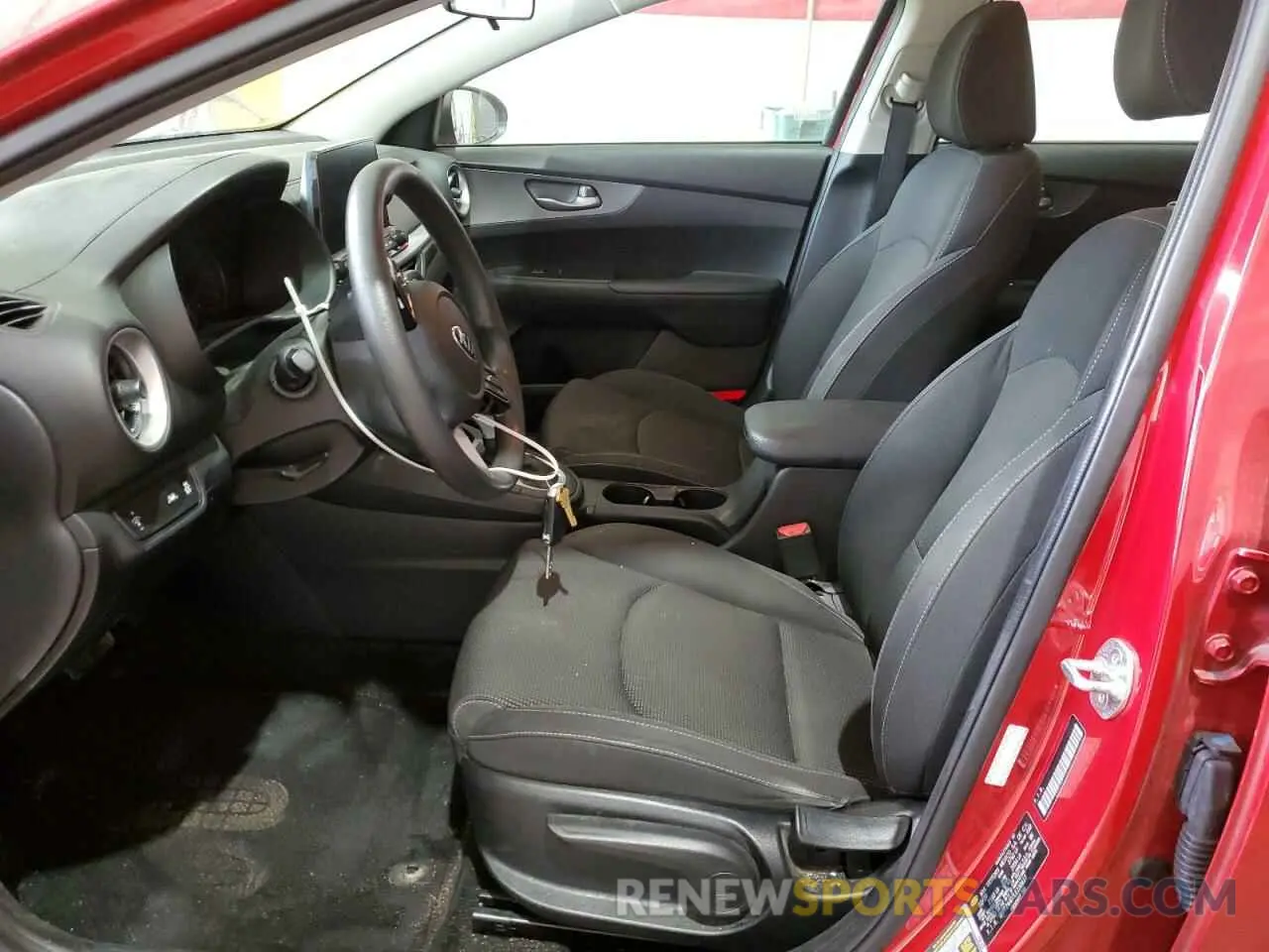 7 Photograph of a damaged car 3KPF24AD7LE230417 KIA FORTE 2020