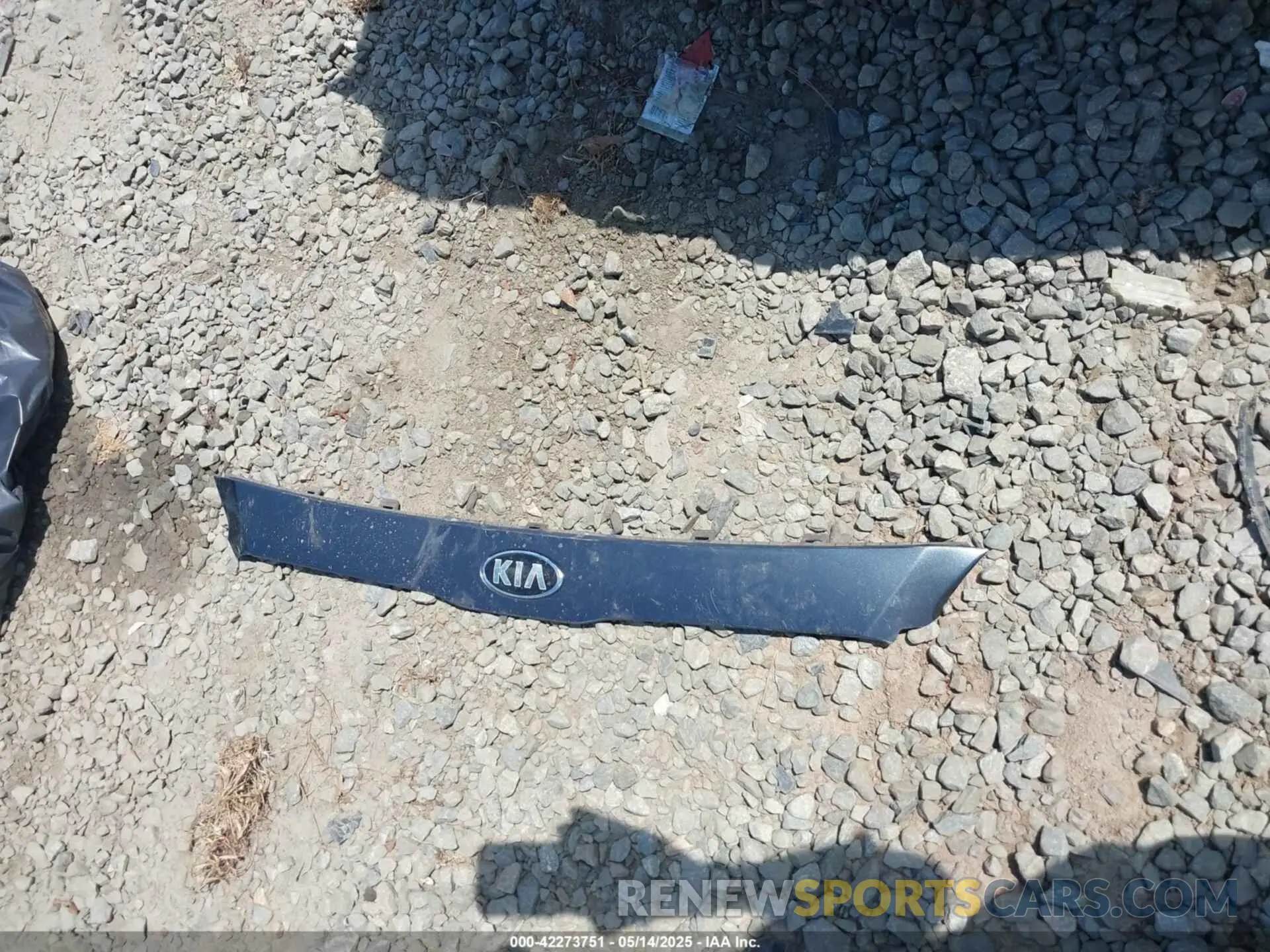 12 Photograph of a damaged car 3KPF24AD7LE234564 KIA FORTE 2020