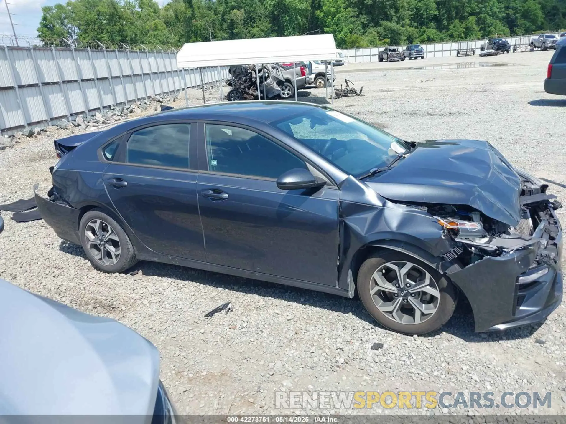 14 Photograph of a damaged car 3KPF24AD7LE234564 KIA FORTE 2020