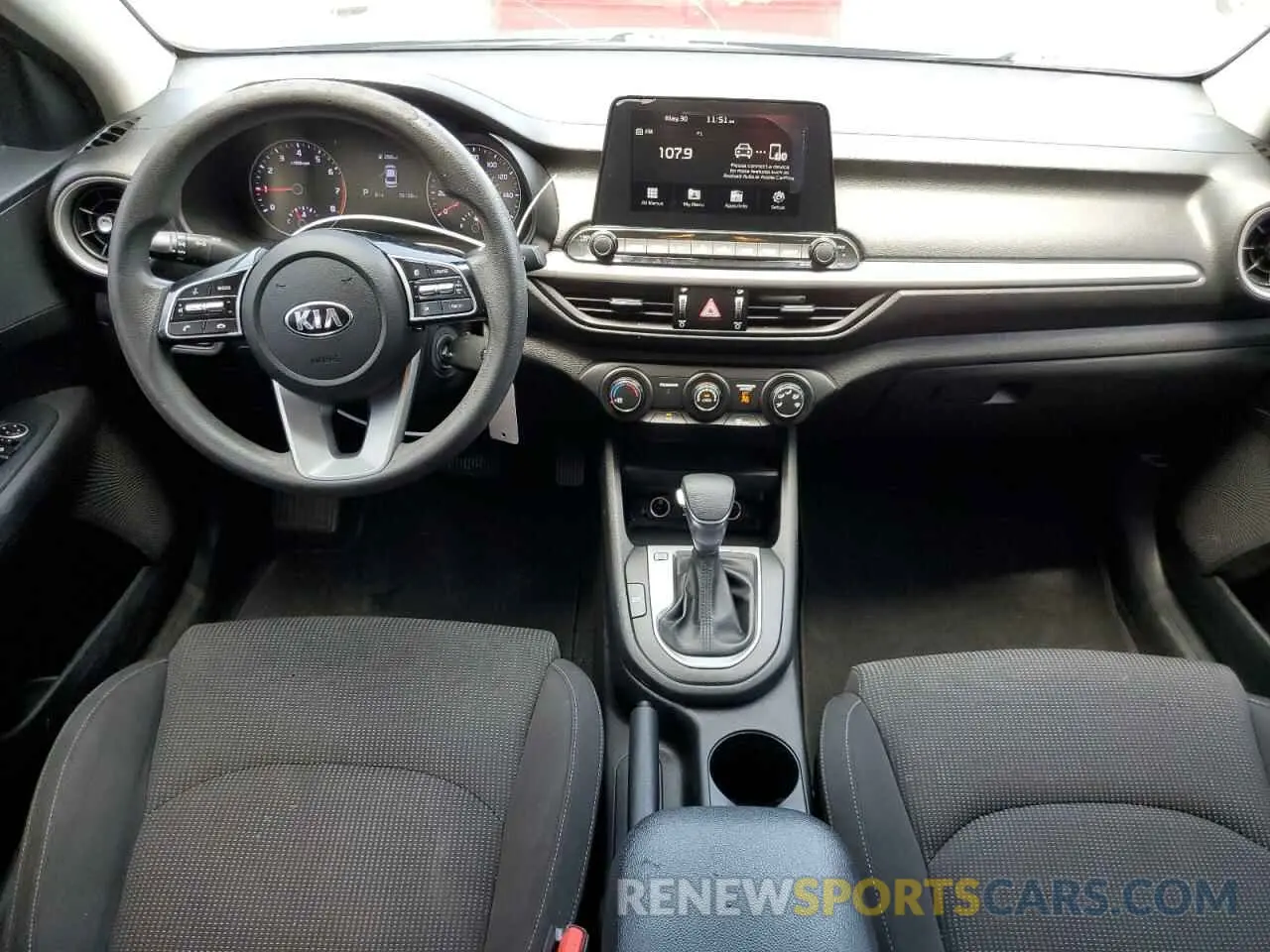 8 Photograph of a damaged car 3KPF24AD7LE240445 KIA FORTE 2020
