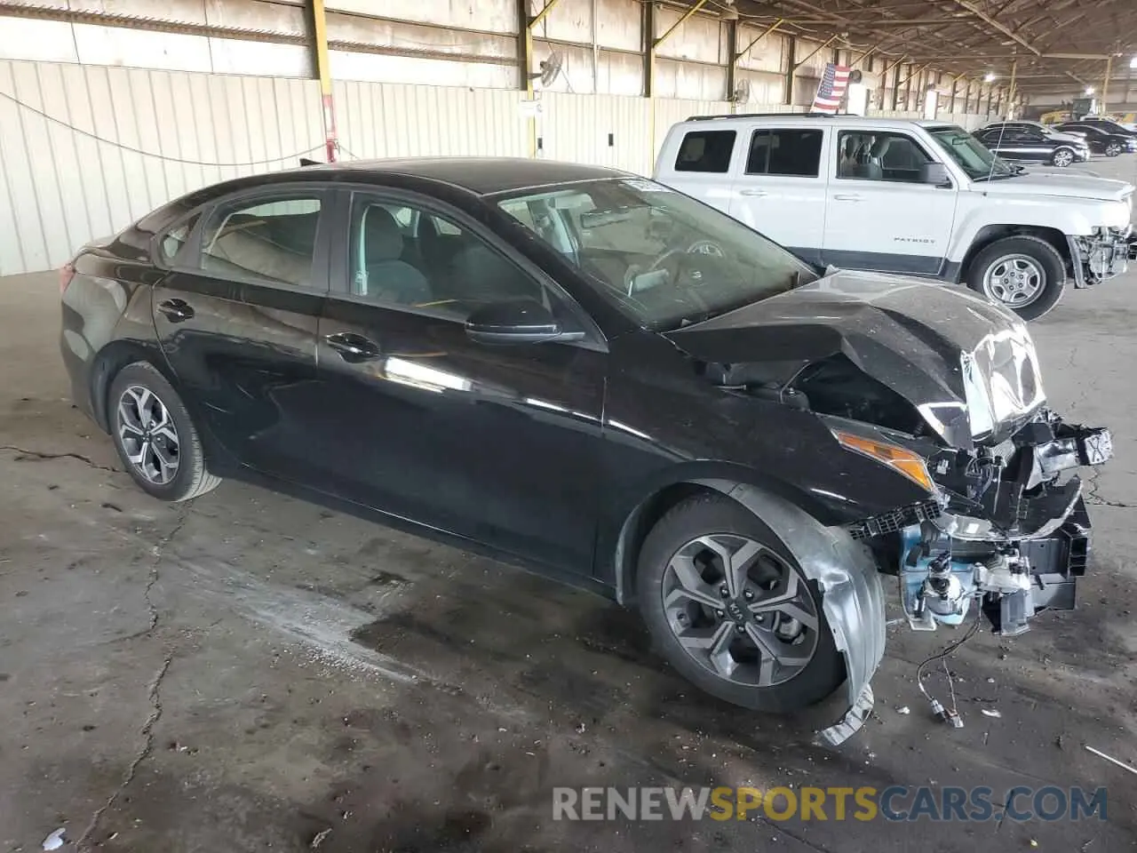 4 Photograph of a damaged car 3KPF24AD7LE241725 KIA FORTE 2020