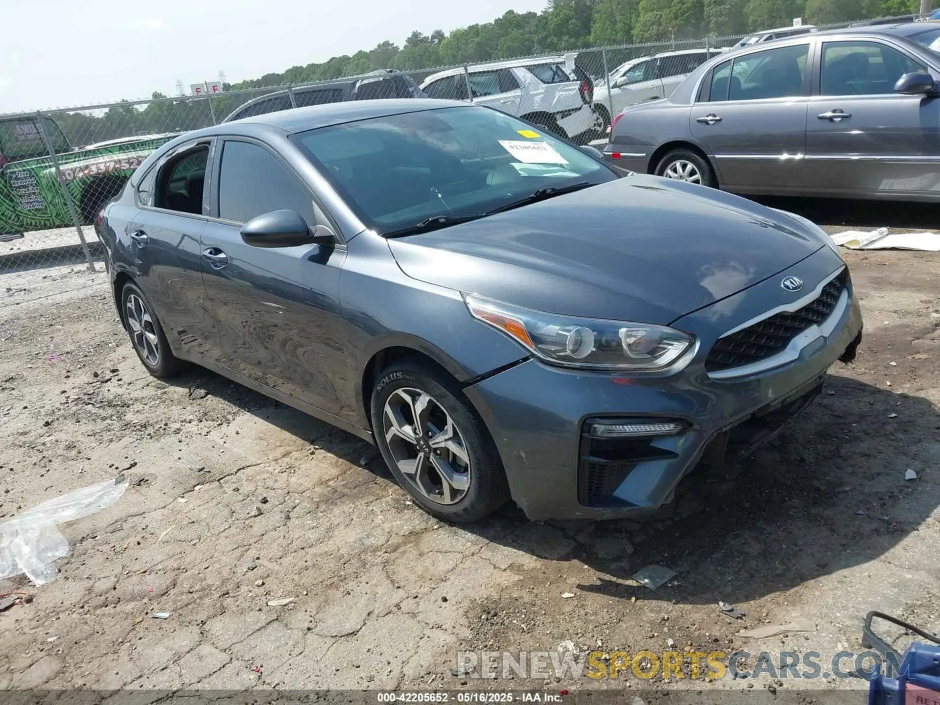 1 Photograph of a damaged car 3KPF24AD7LE242194 KIA FORTE 2020