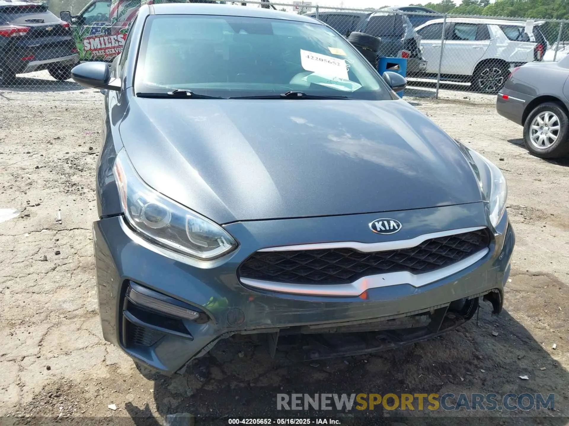 6 Photograph of a damaged car 3KPF24AD7LE242194 KIA FORTE 2020