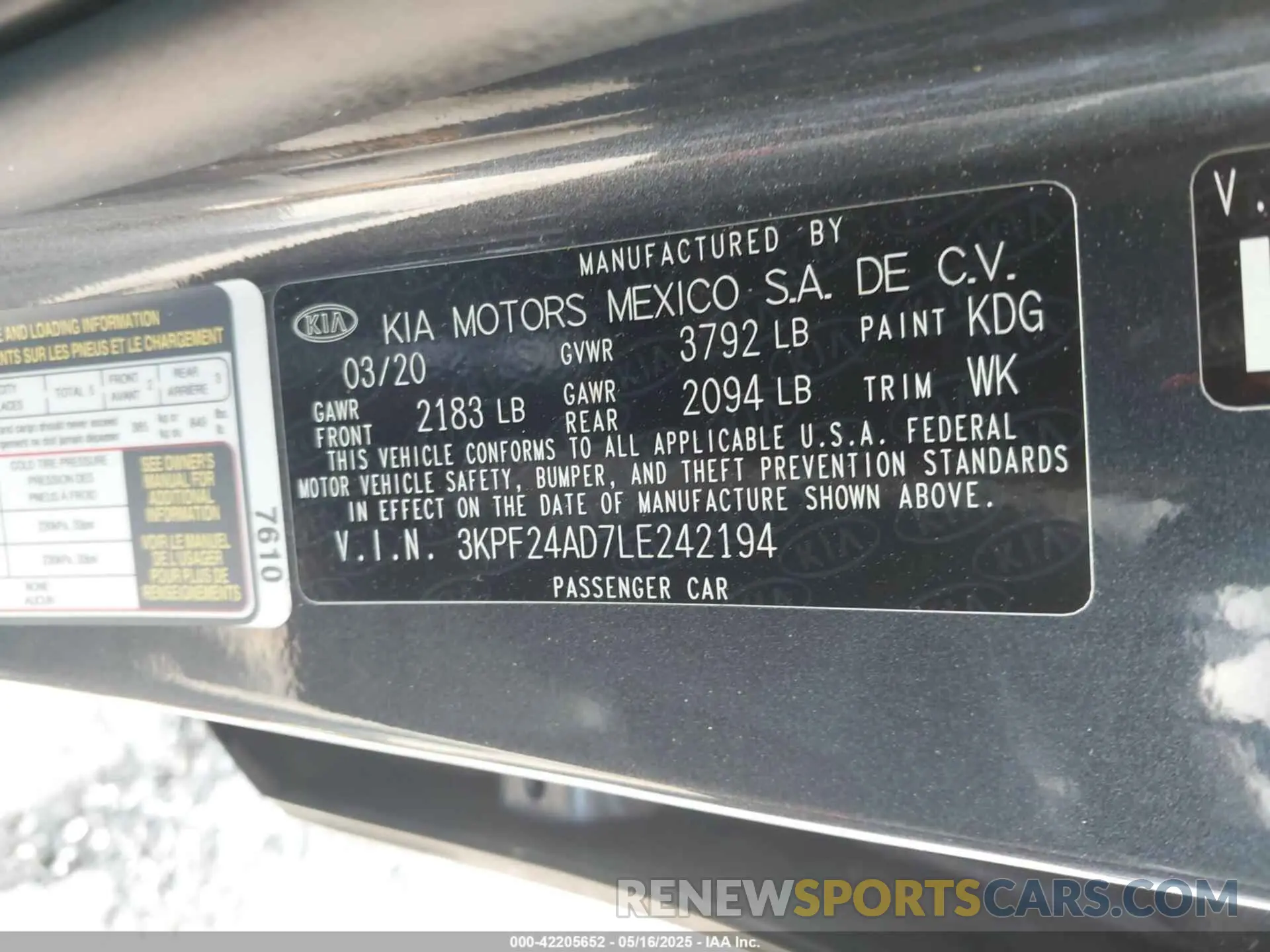 9 Photograph of a damaged car 3KPF24AD7LE242194 KIA FORTE 2020