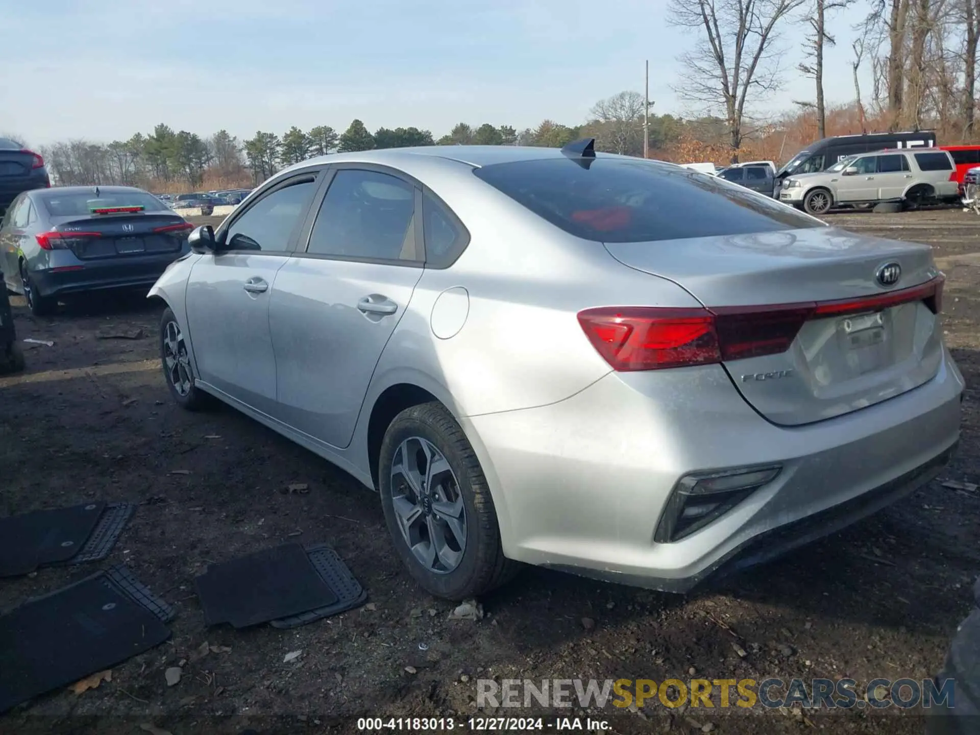 14 Photograph of a damaged car 3KPF24AD7LE242888 KIA FORTE 2020