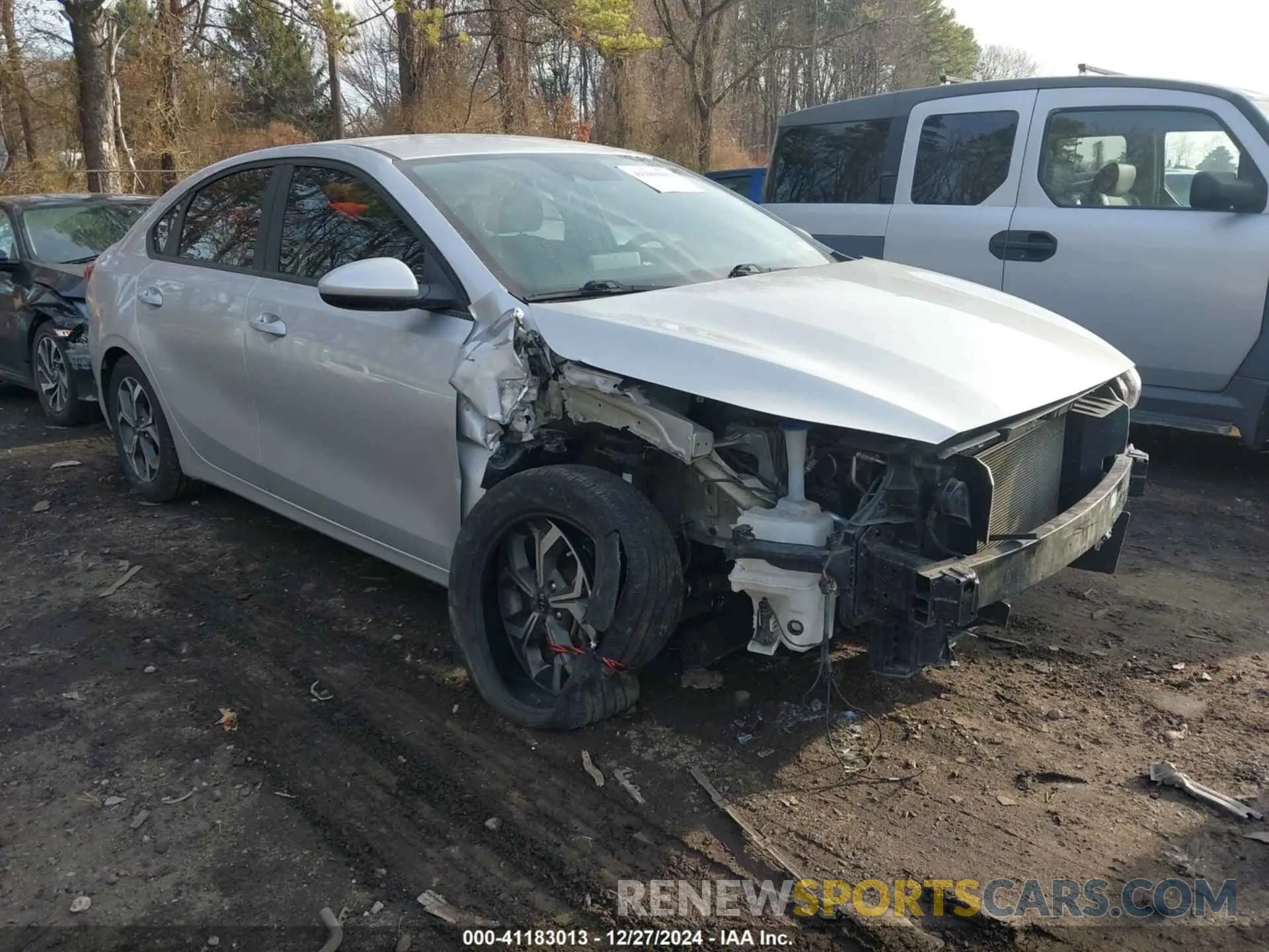 6 Photograph of a damaged car 3KPF24AD7LE242888 KIA FORTE 2020
