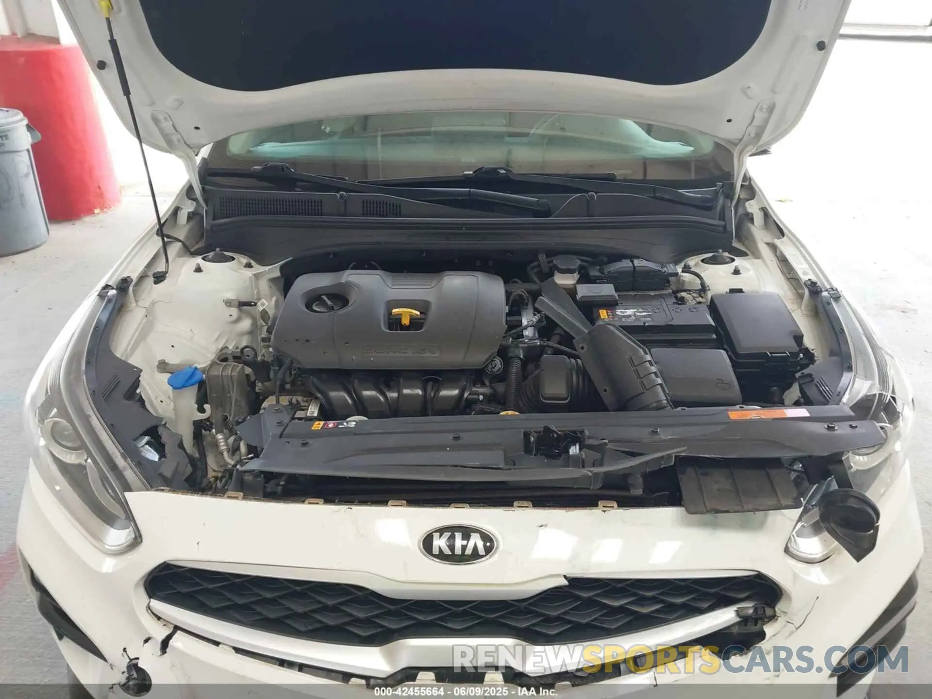10 Photograph of a damaged car 3KPF24AD7LE245242 KIA FORTE 2020