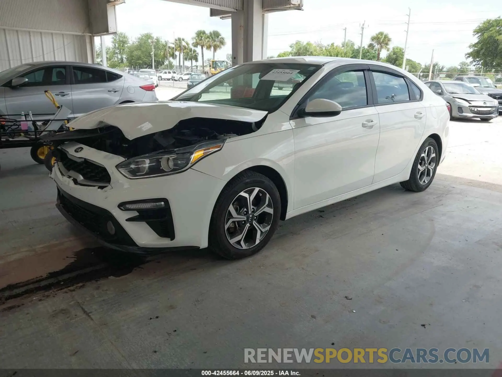 2 Photograph of a damaged car 3KPF24AD7LE245242 KIA FORTE 2020