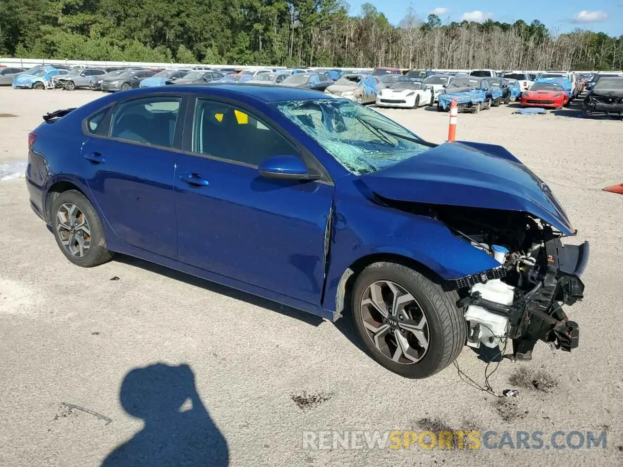 4 Photograph of a damaged car 3KPF24AD7LE245449 KIA FORTE 2020