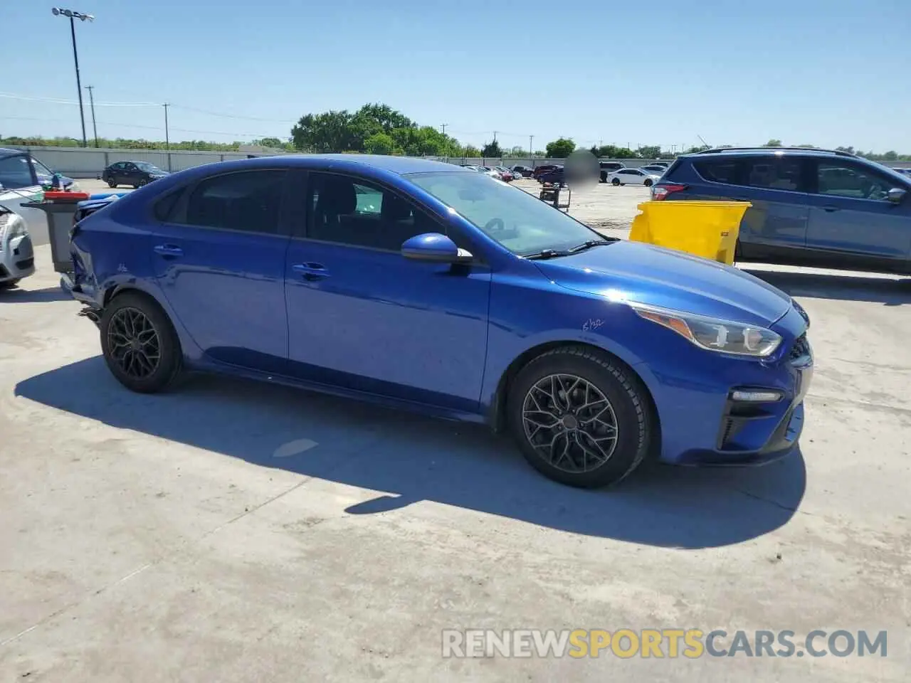 4 Photograph of a damaged car 3KPF24AD8LE140435 KIA FORTE 2020