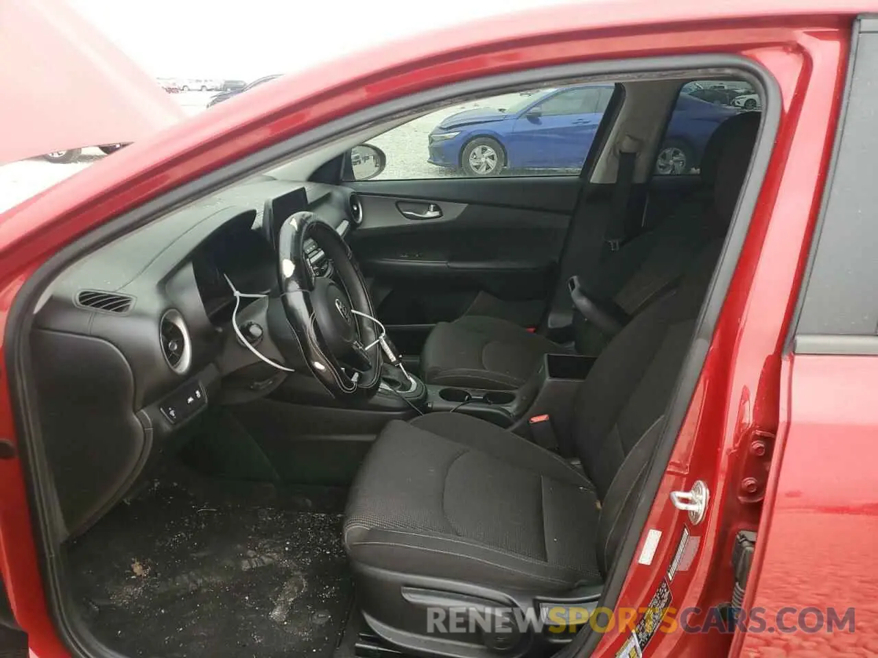 7 Photograph of a damaged car 3KPF24AD8LE154562 KIA FORTE 2020