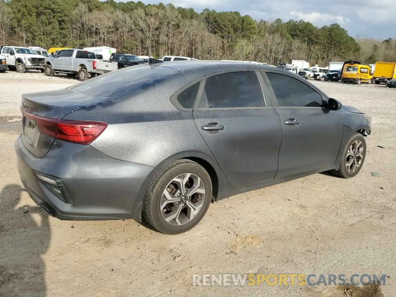 3 Photograph of a damaged car 3KPF24AD8LE155808 KIA FORTE 2020