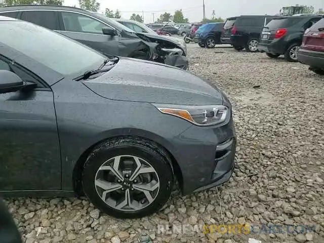 13 Photograph of a damaged car 3KPF24AD8LE175282 KIA FORTE 2020