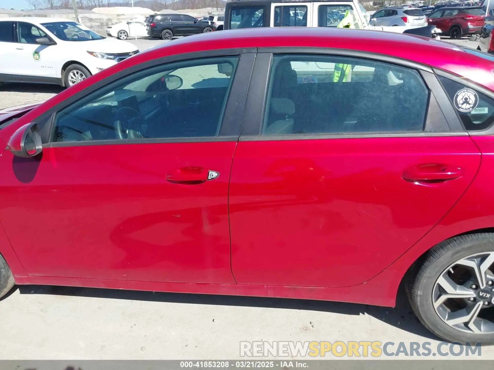 13 Photograph of a damaged car 3KPF24AD8LE182202 KIA FORTE 2020