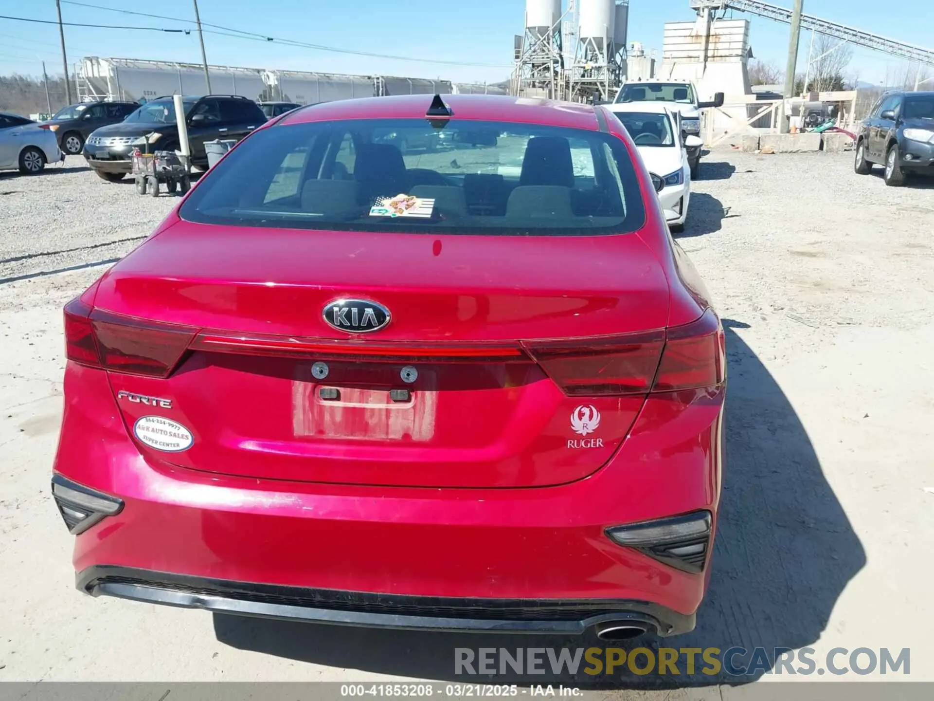 15 Photograph of a damaged car 3KPF24AD8LE182202 KIA FORTE 2020