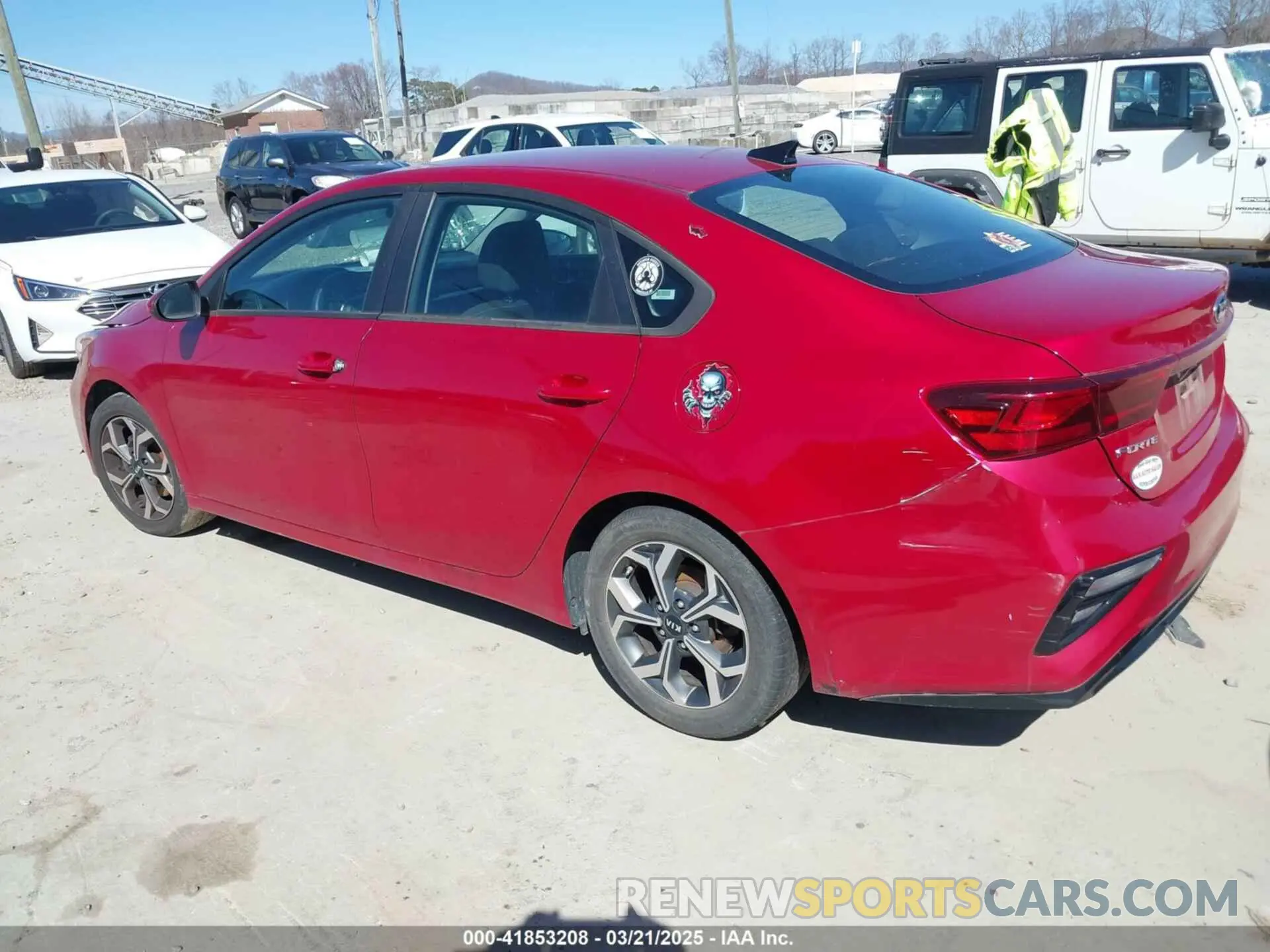 3 Photograph of a damaged car 3KPF24AD8LE182202 KIA FORTE 2020