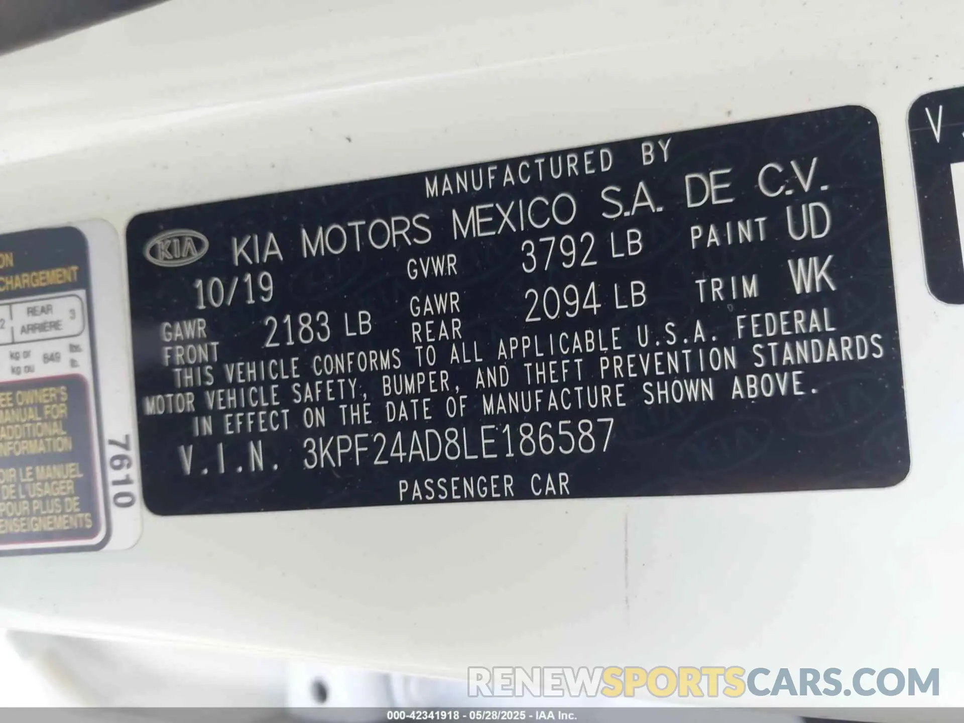 9 Photograph of a damaged car 3KPF24AD8LE186587 KIA FORTE 2020