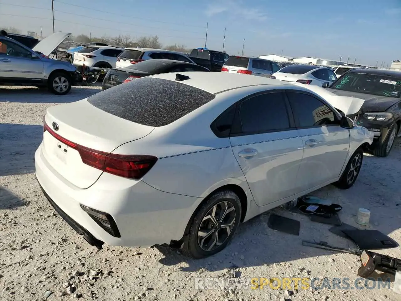 3 Photograph of a damaged car 3KPF24AD8LE196388 KIA FORTE 2020