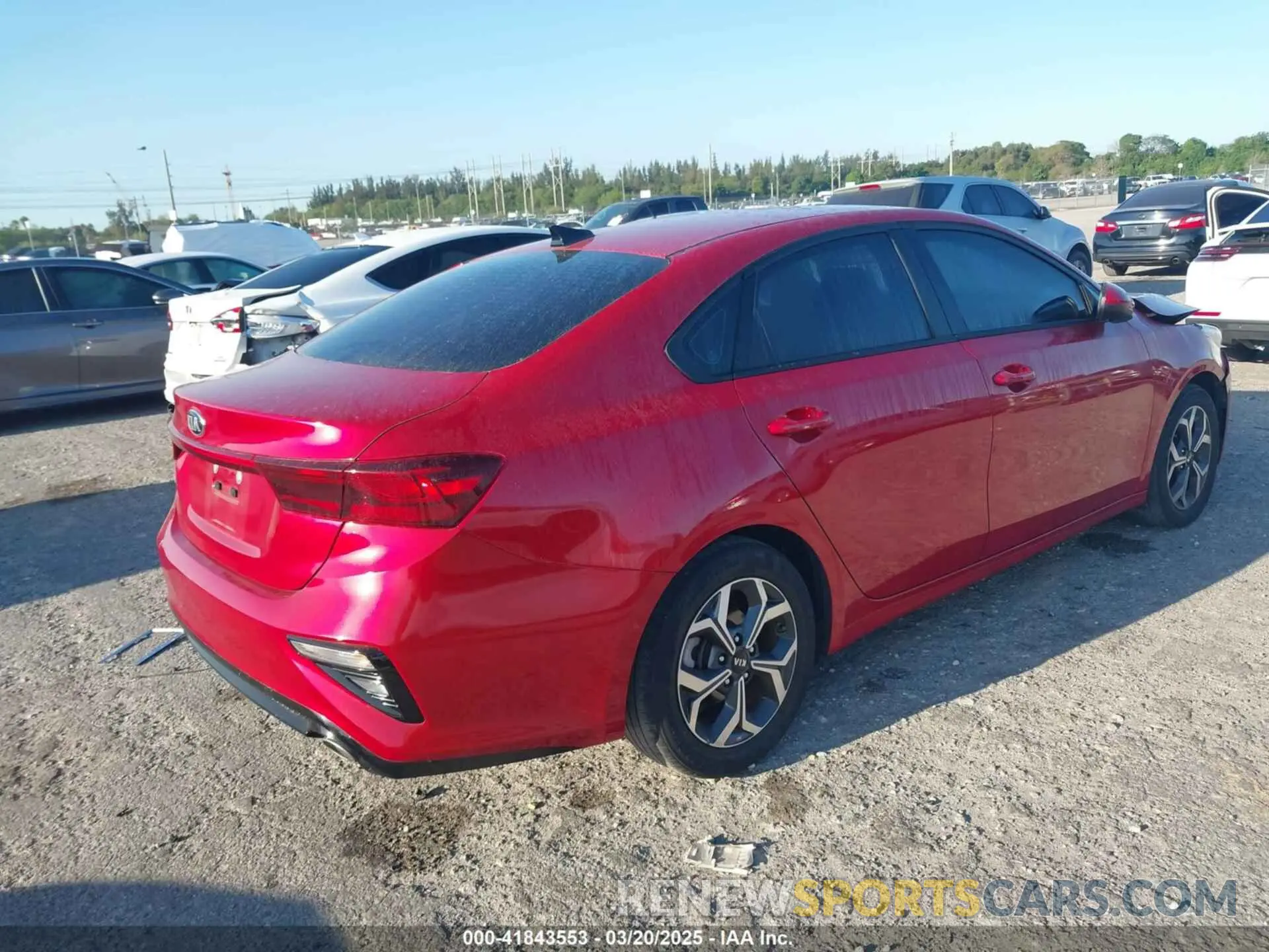 4 Photograph of a damaged car 3KPF24AD8LE212962 KIA FORTE 2020